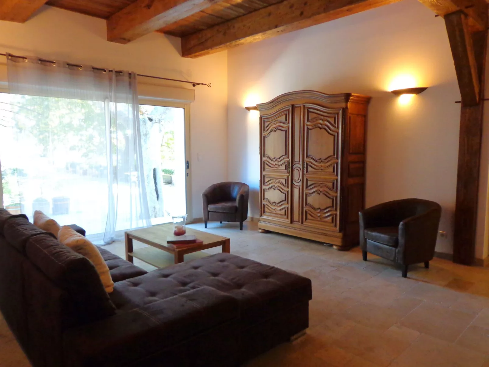 Klimatisierte Wohnung mit 2 Schlafzimmern und Pool-Dedans