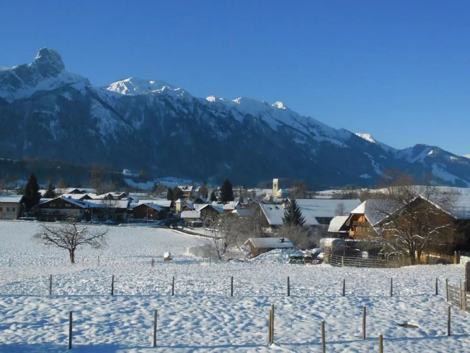 Stockhornblick-Draußen