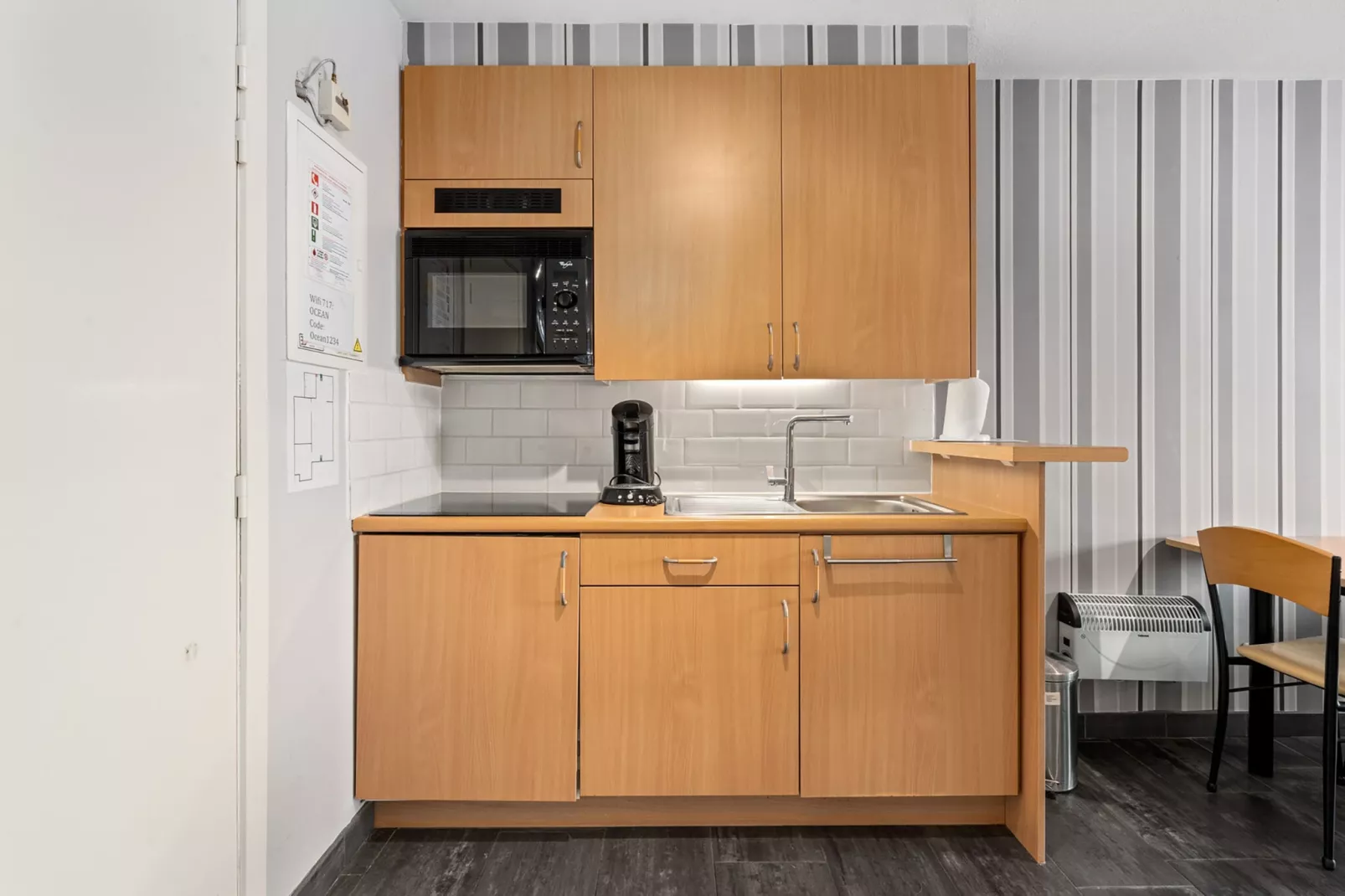 Ocean Suites 717-Kitchen