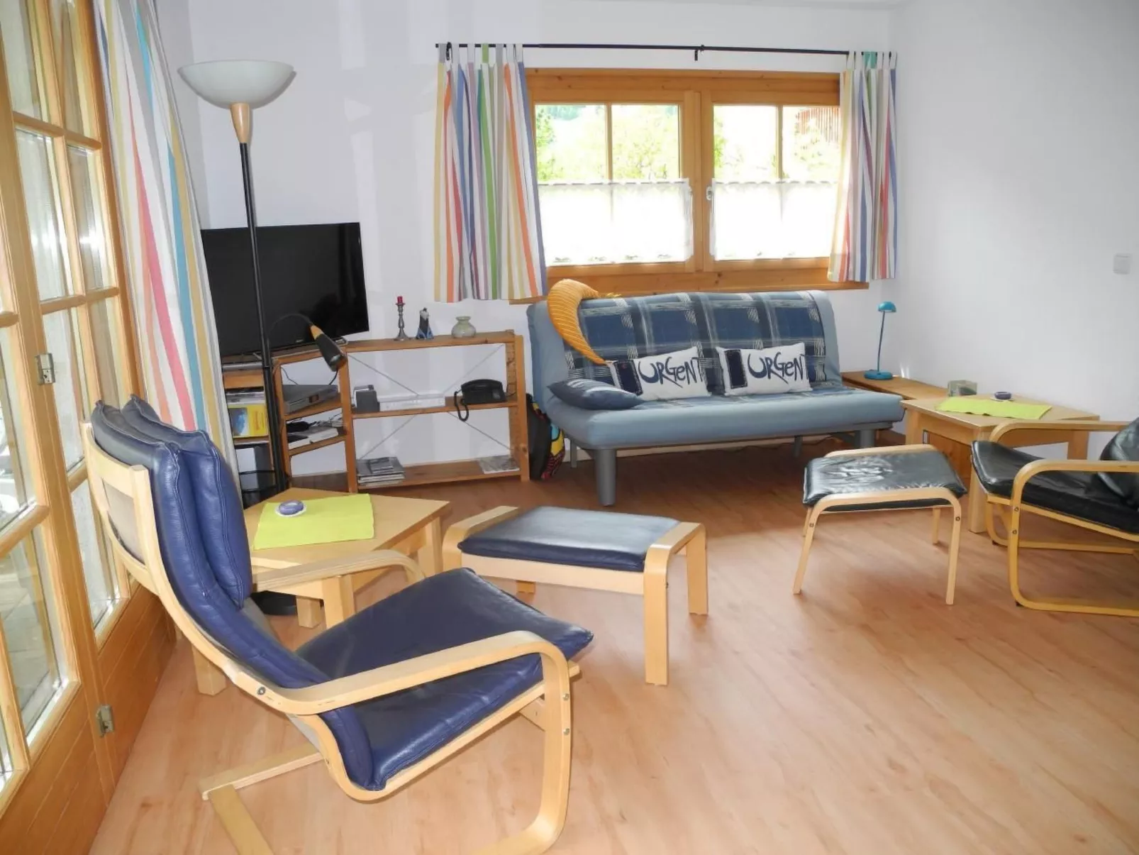 Gemütliche Ferienwohnung im Grünen-Dedans