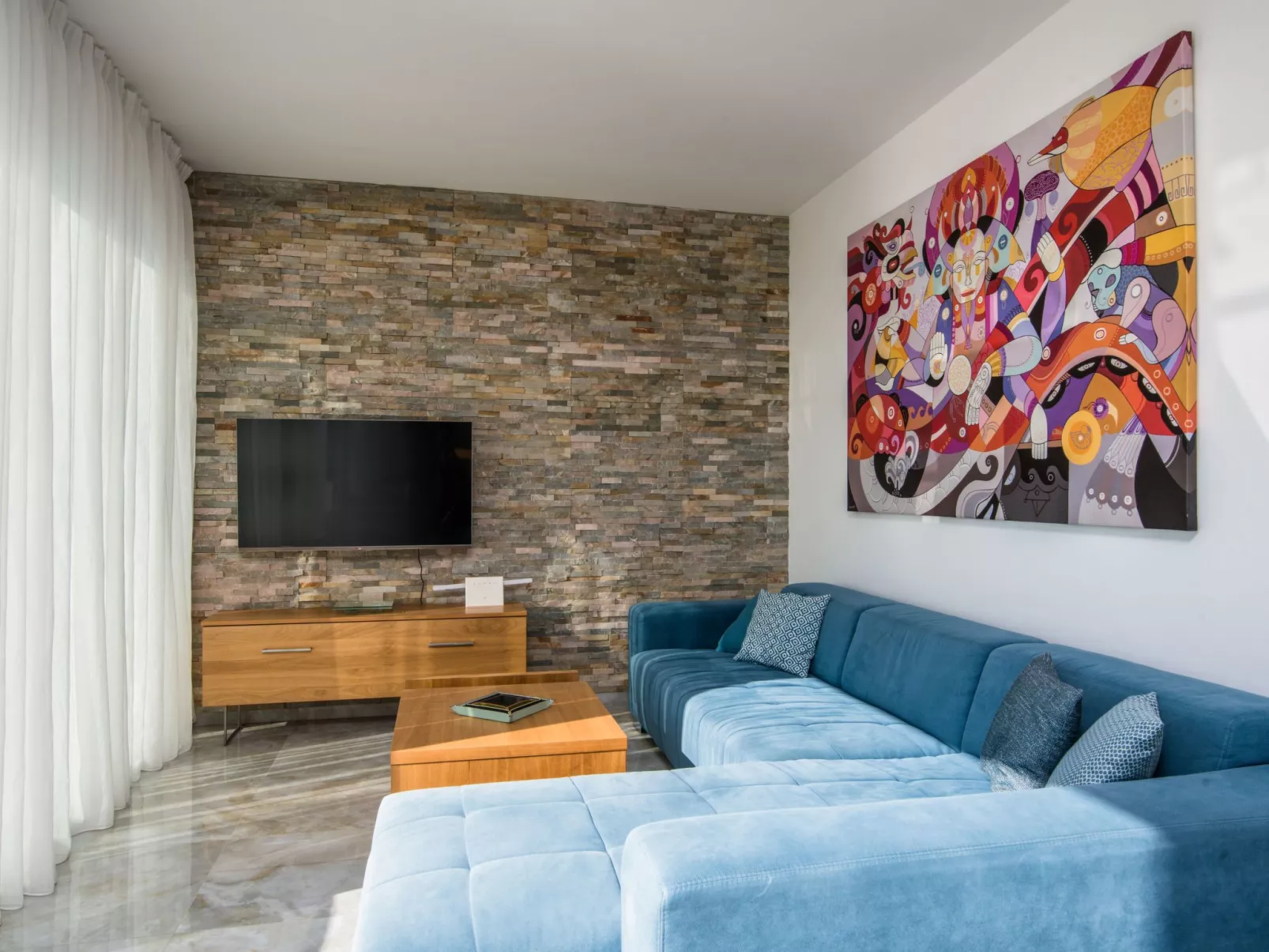 Villa by the Sea-Drinnen