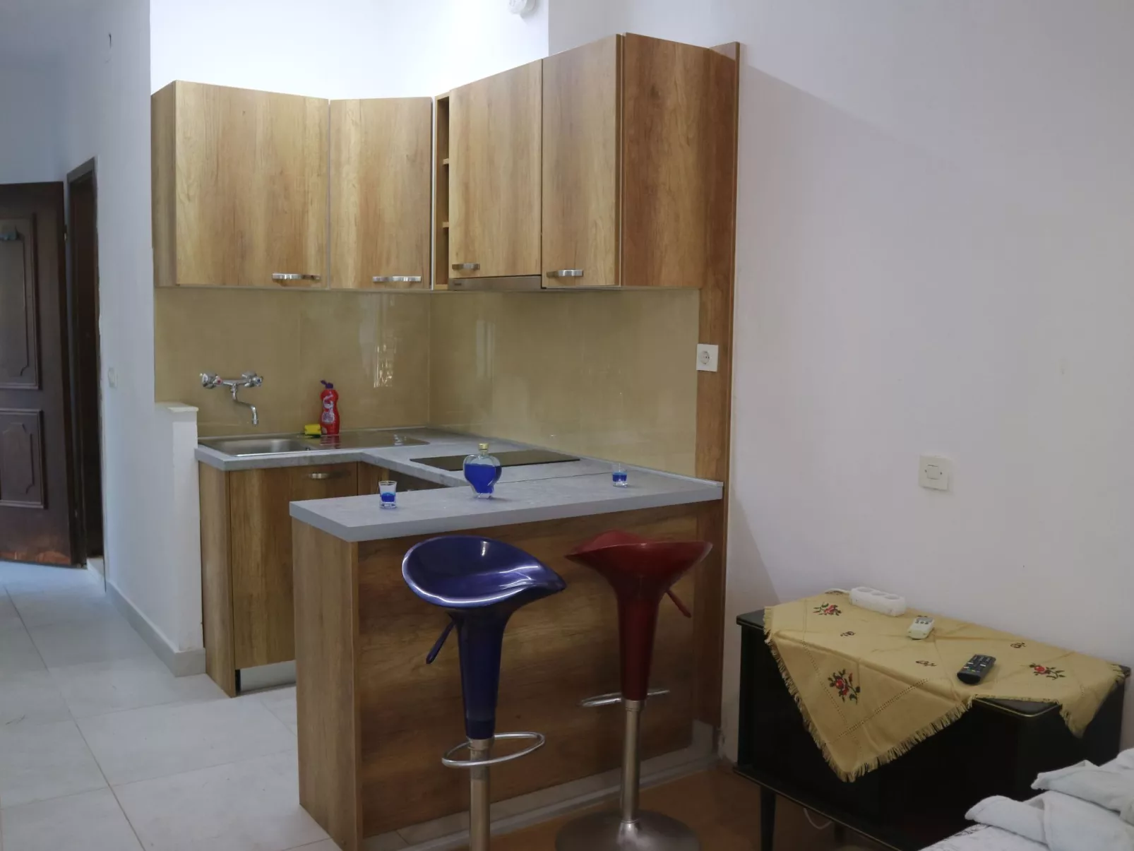 "Martina" direkt am Wasser-Drinnen