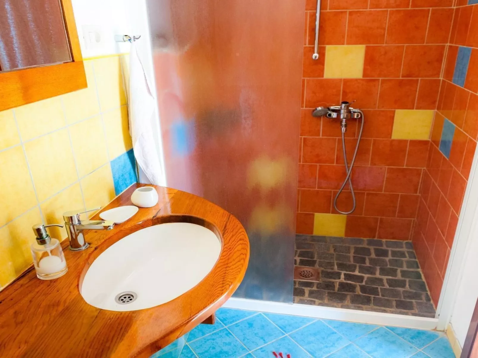 "Haus Gluscevic" direkt am Strand-Inside