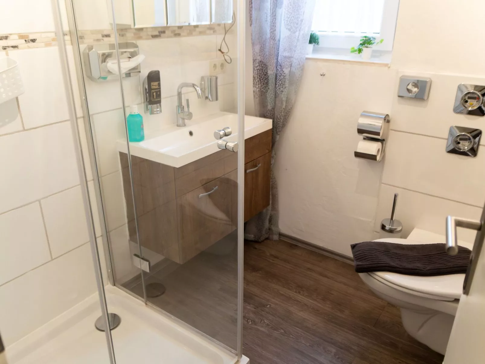 Tolles Appartement mit offenem Kamin-Dedans