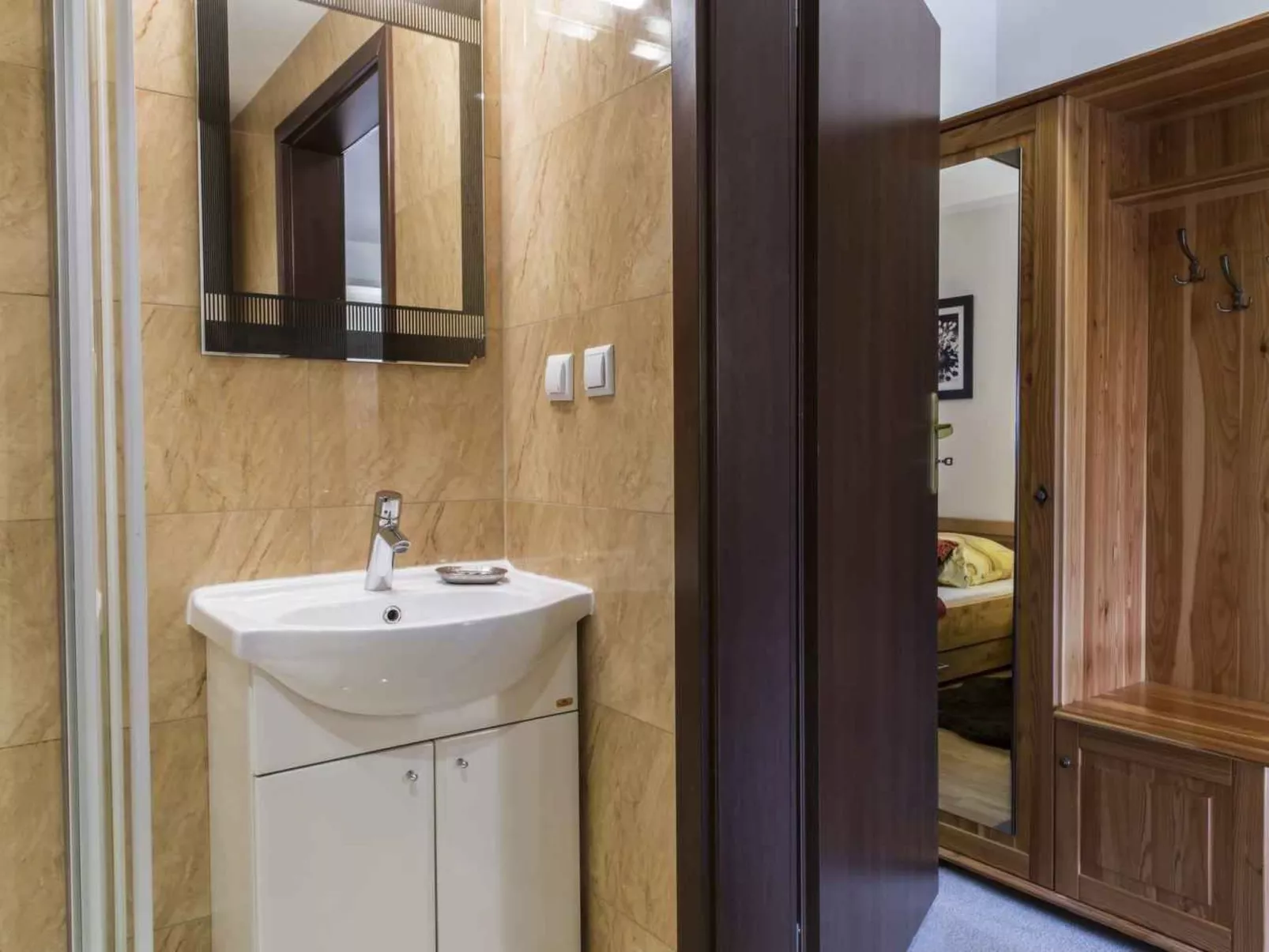 Wohnung Giewont mit Schwimmbad-Drinnen