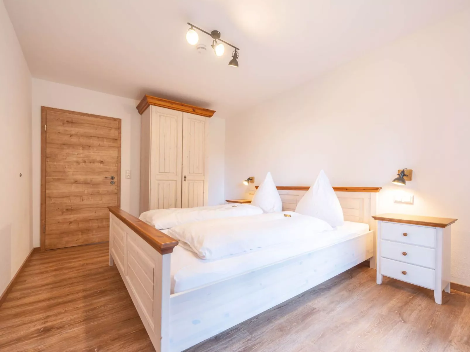  mit Terrasse und zwei Schlafzimmer-Inside