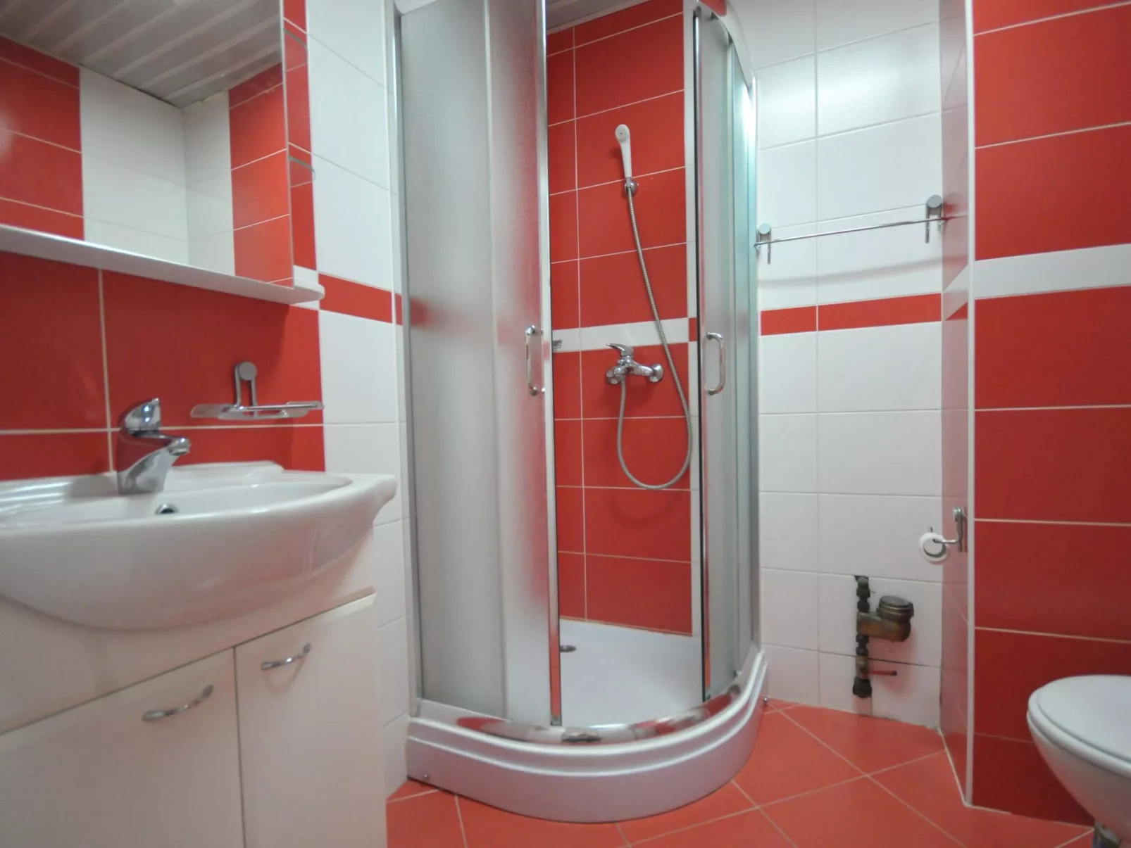 Wohnung mit Waschmaschine und Geschirrspüler-Inside