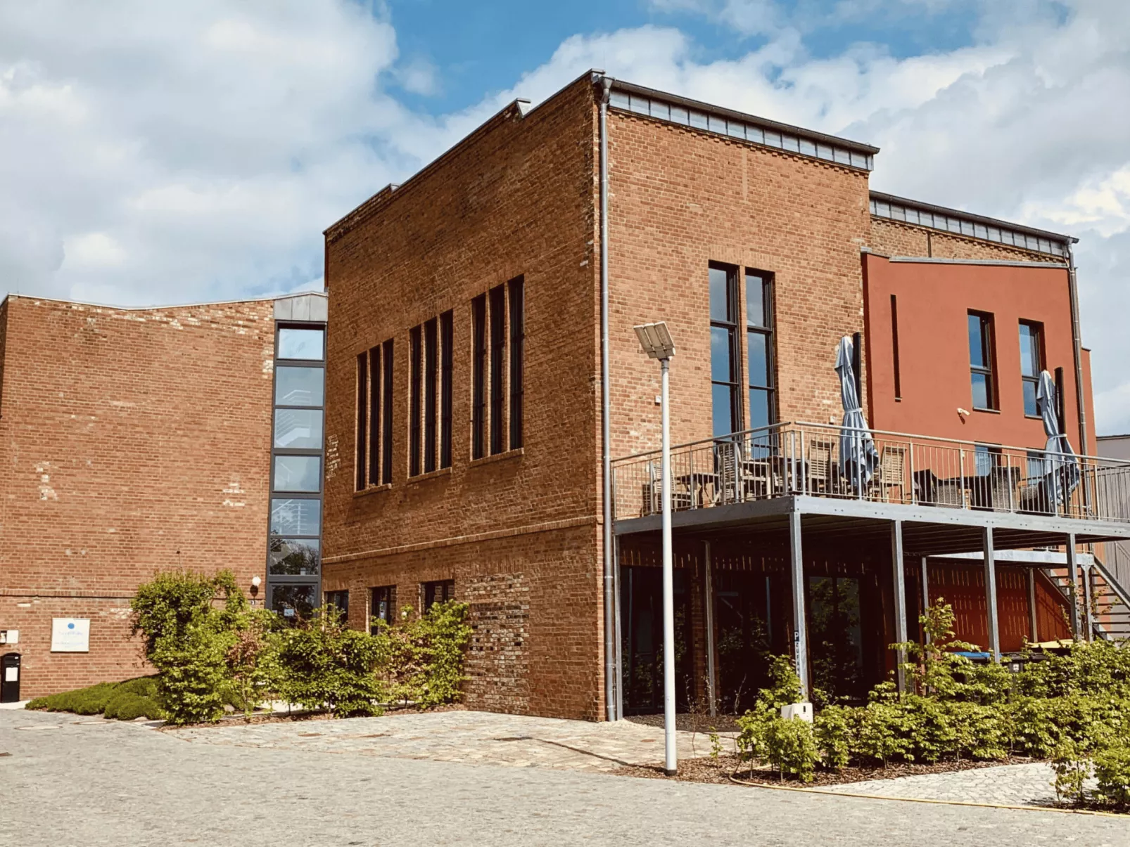 Appartement in Brandenburg An Der Havel mit Terrasse, Garten und Grill-Dehors