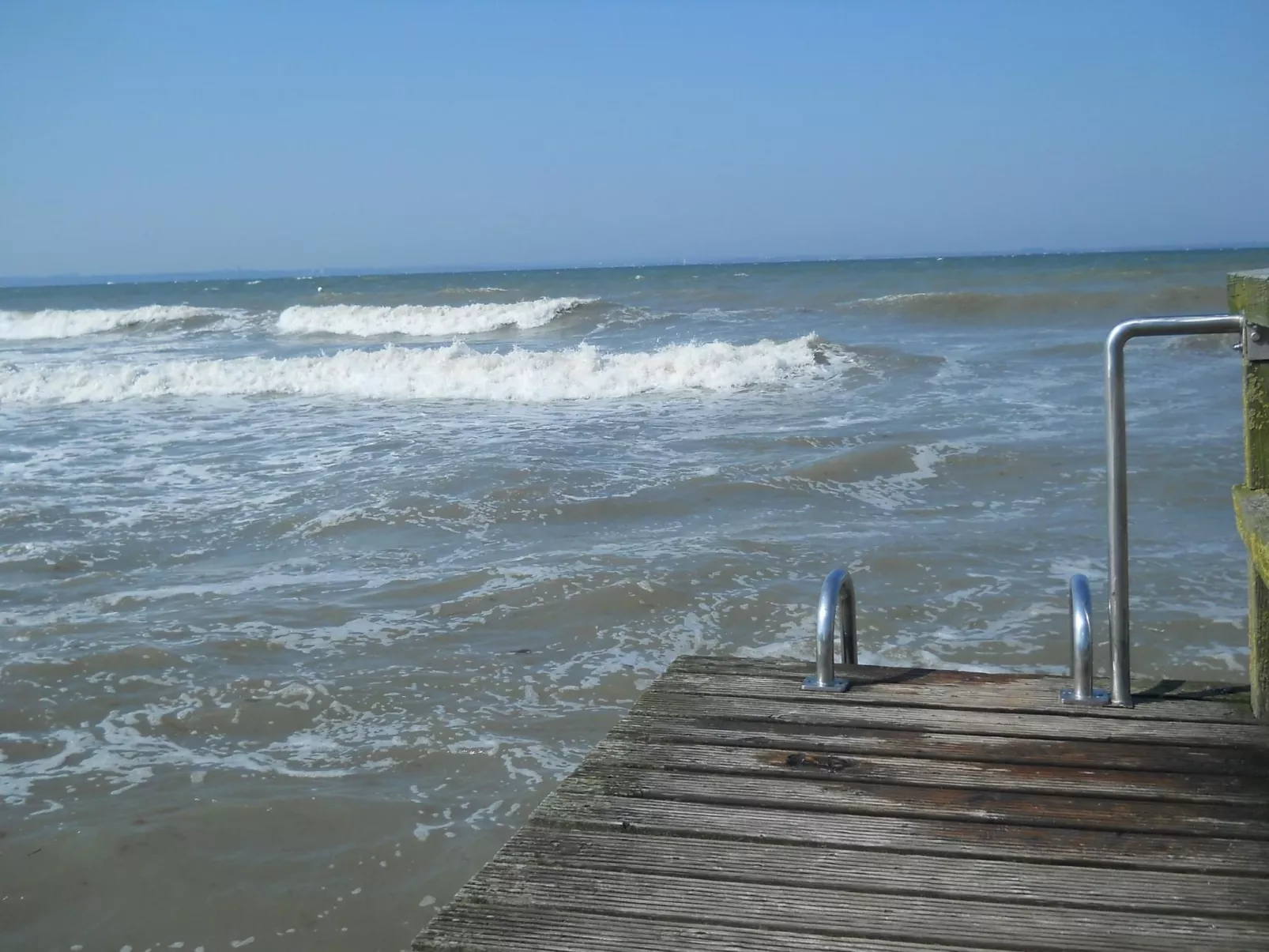 ToSi - 35 Meter zum tosenden Meer-Dehors