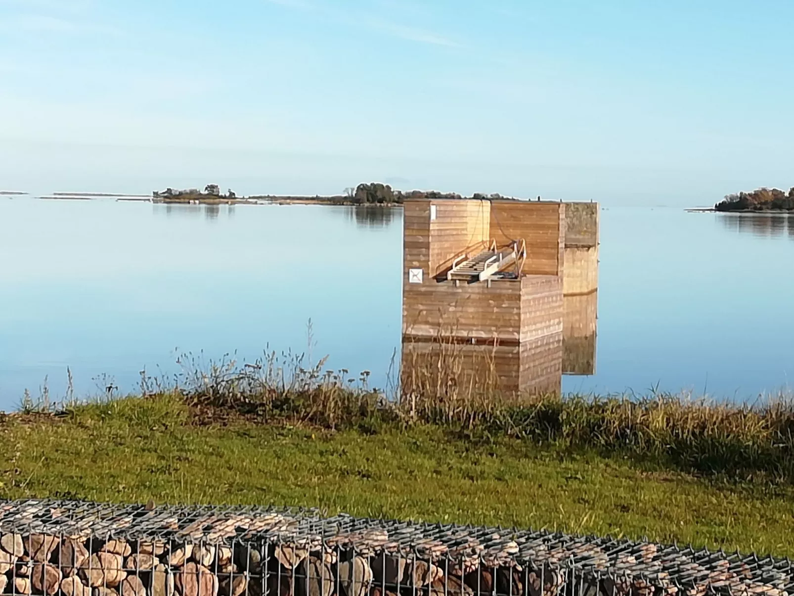 Idyllisches Ferienhaus in ruhiger Lage-Dehors