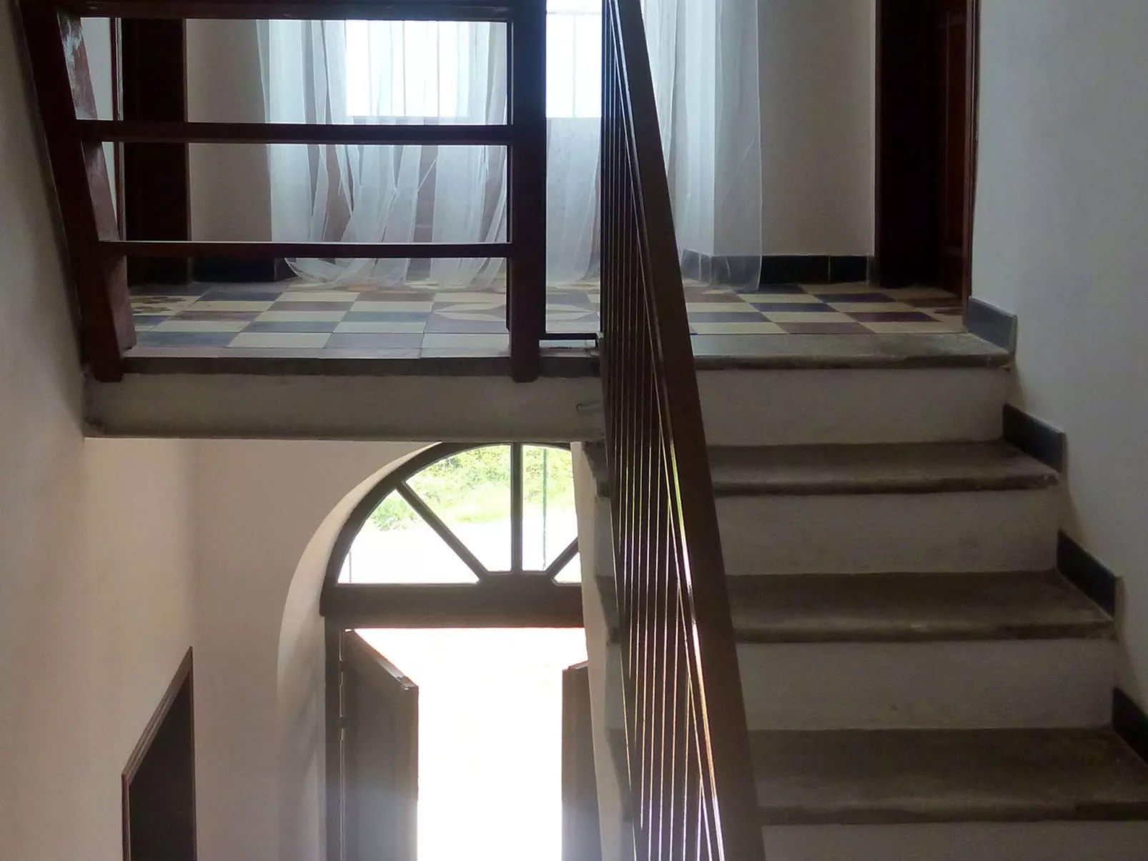 Haus mit Garten, Grill und Terrasse-Drinnen