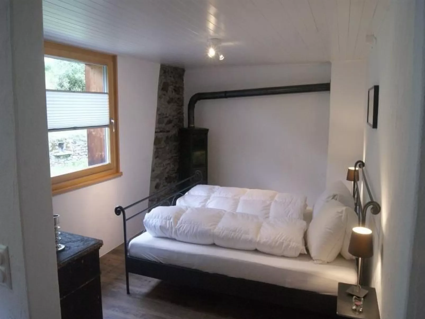 Charmantes 3.5 Zi Rustico-Inside