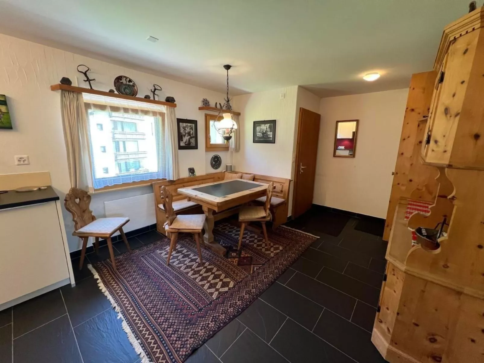 Chesa Calderas-Inside