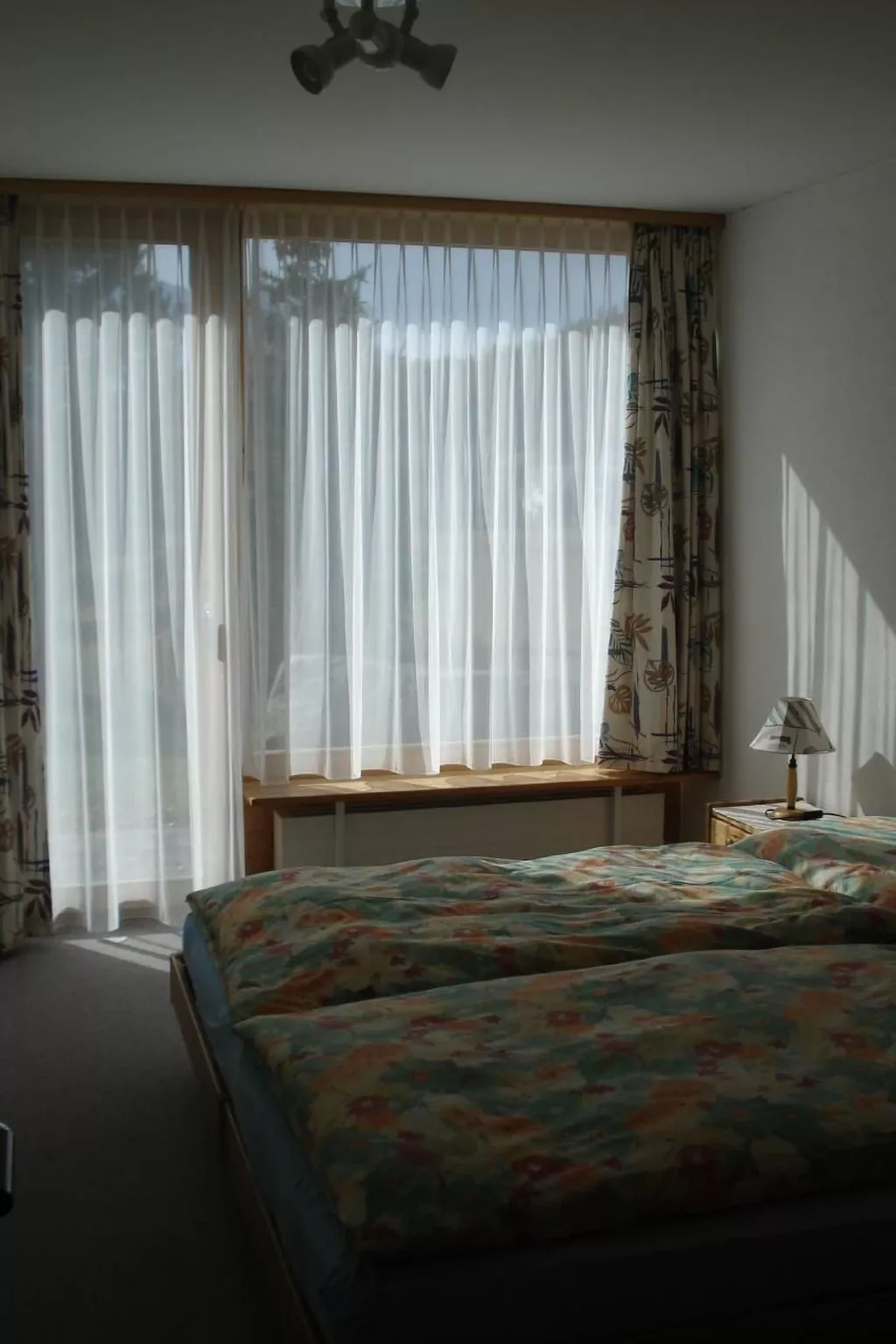 Drei 1/2 -ZiWohnung-Inside