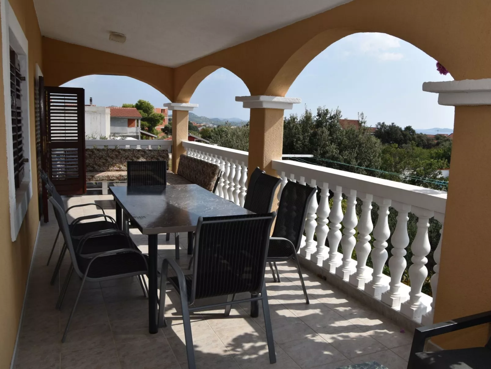 Appartement Maksan im 2. Stock mit einer Terrasse-Dehors