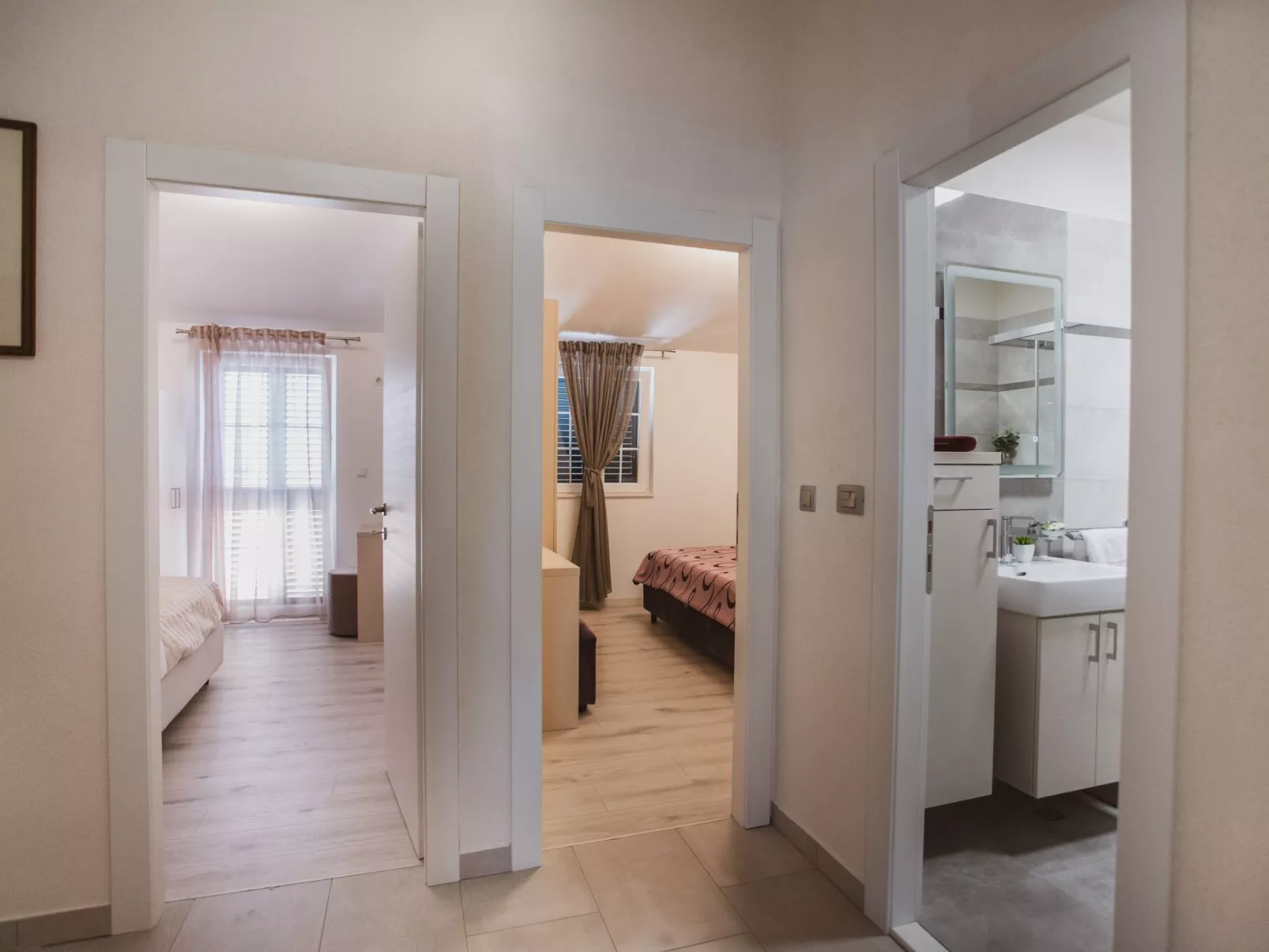 Luxuriöses Ferienhaus Lucija mit Jacuzzi-Inside