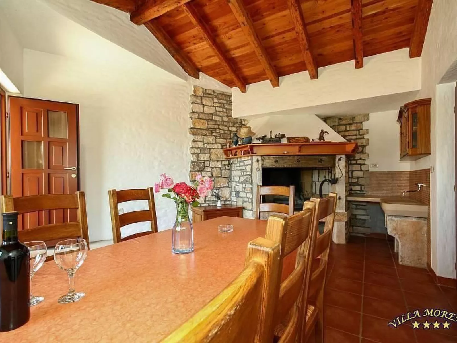 Schöne Ferienvilla Morena mit Pool-Dedans