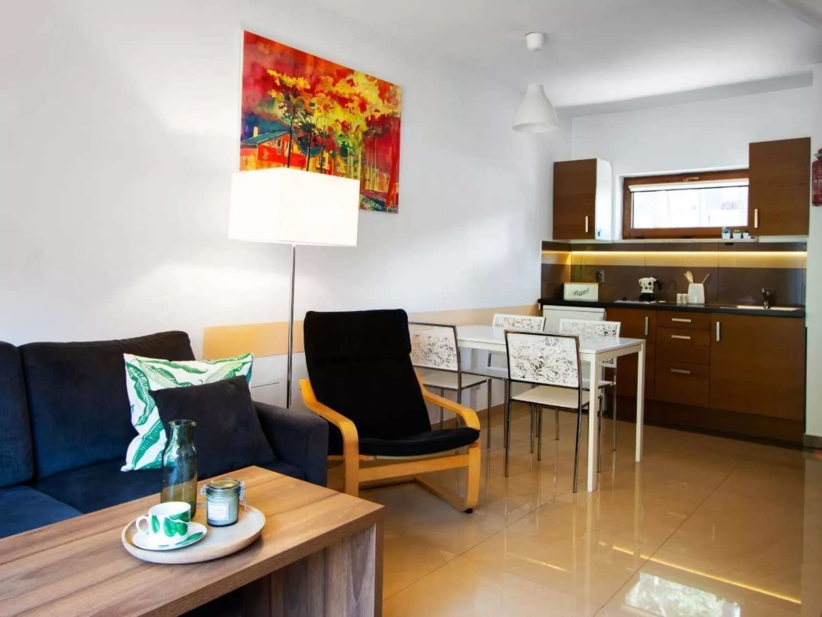 In Dźwirzyno mit Privater Terrasse-Dedans