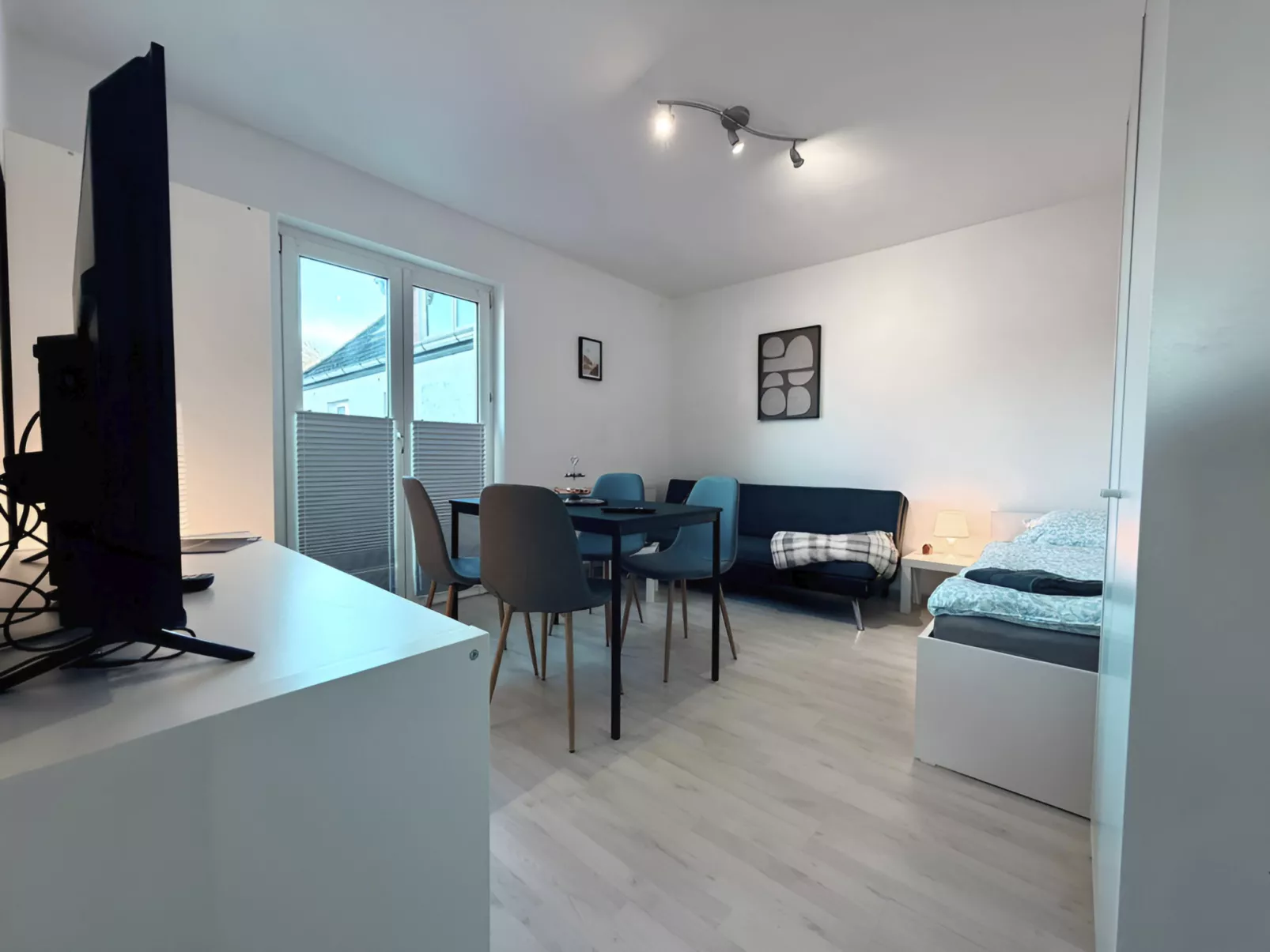 FeWo Lindenallee V-Drinnen