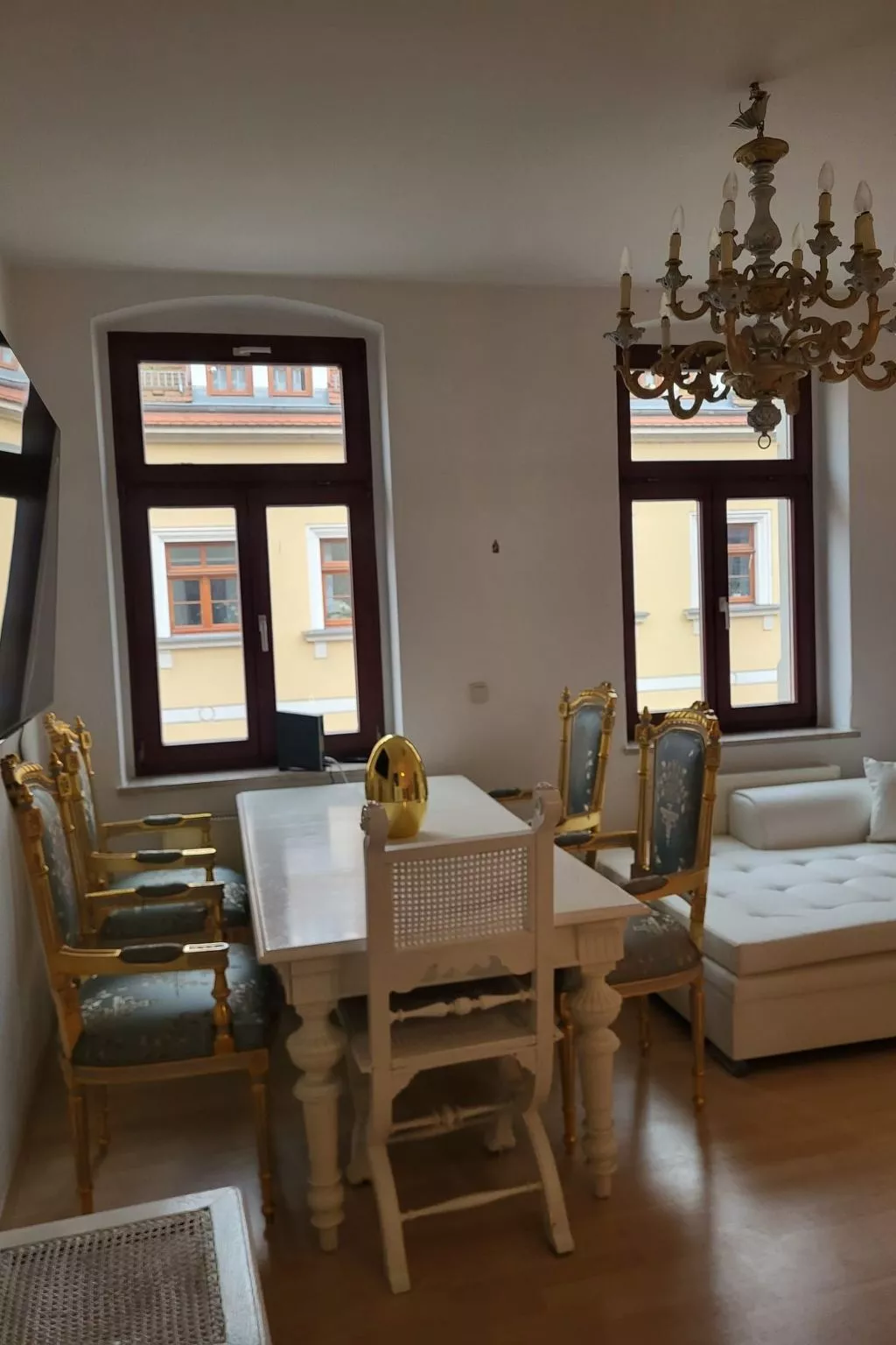 Im Herzen der historischen Altstadt mit Elbblick und Balkon-Drinnen