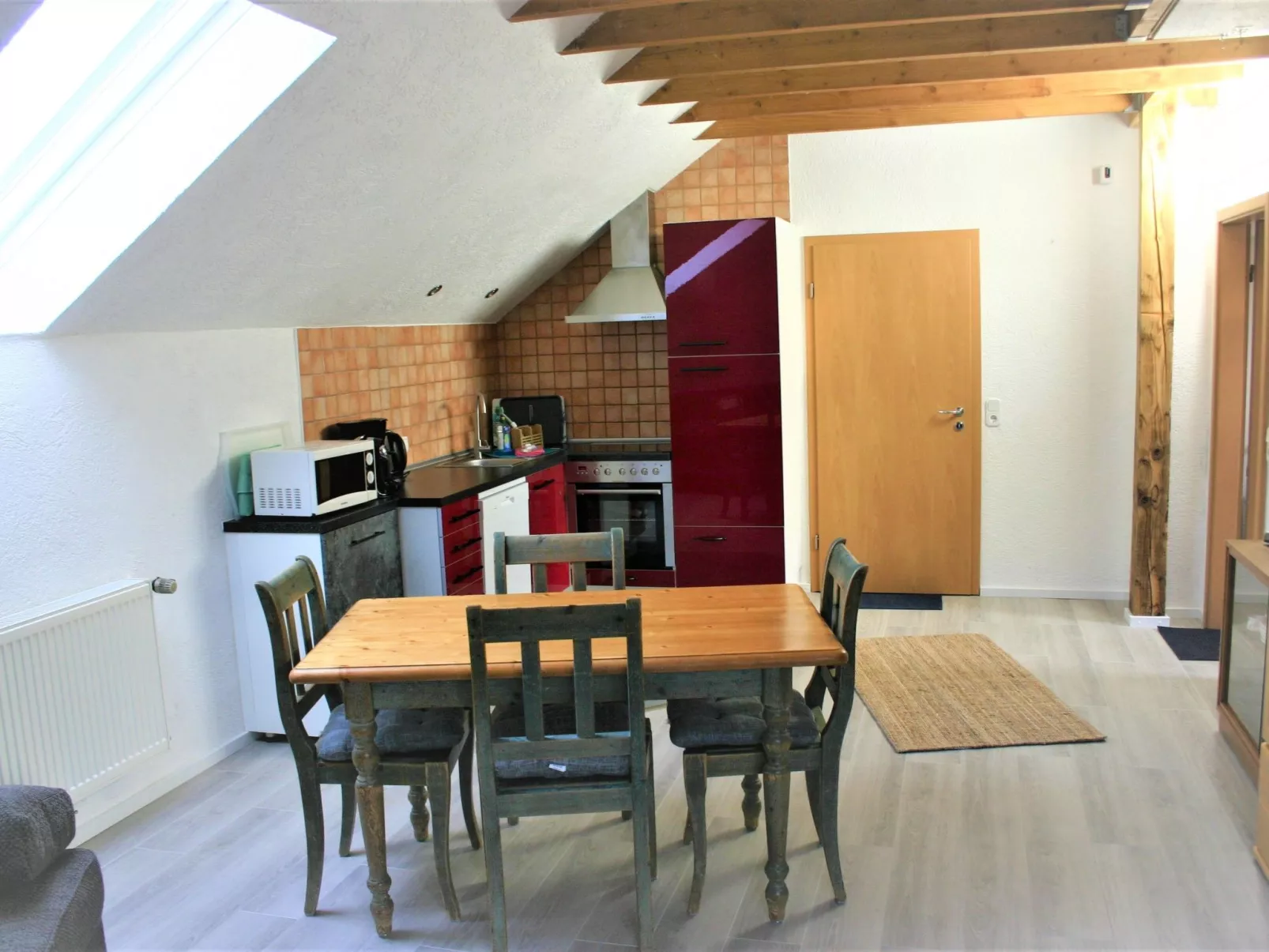 Helle Ferienwohnung in Mehren mit Eigenem Garten-Inside