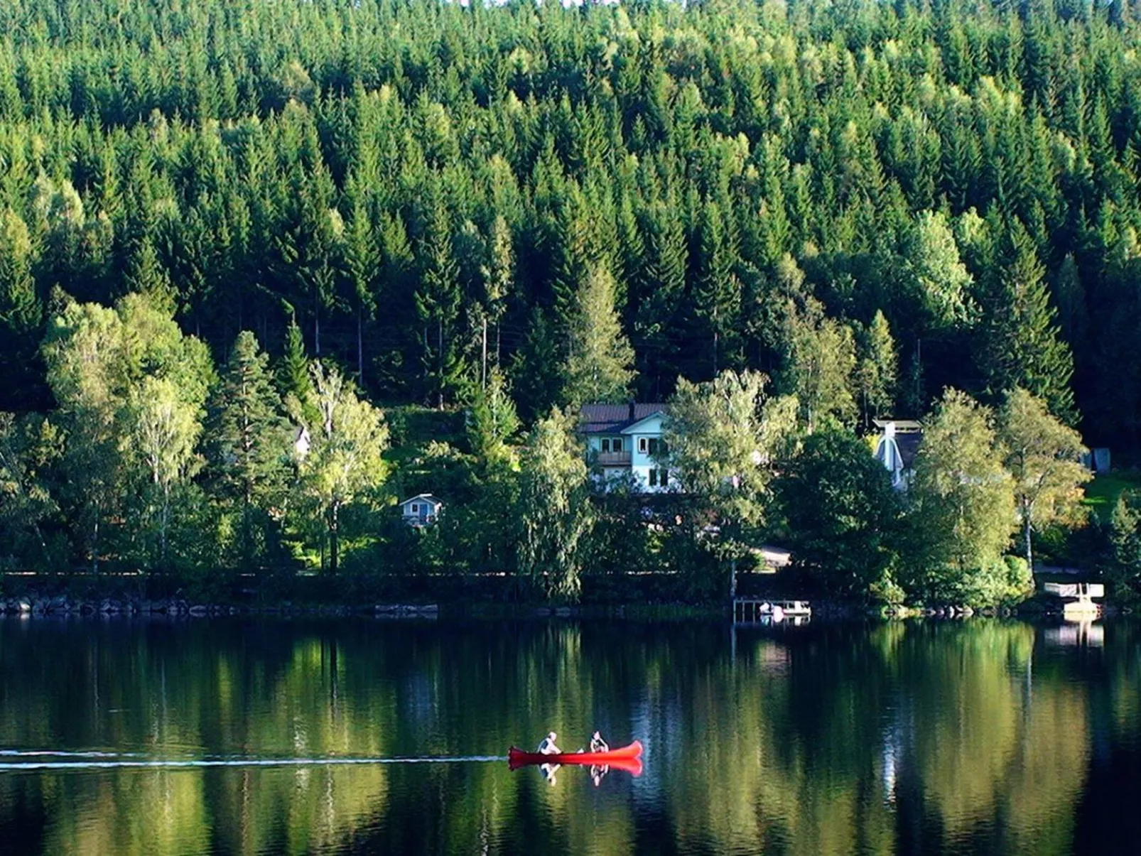 Schwedisches Glück, zwischen Wäldern und einem See-Dehors