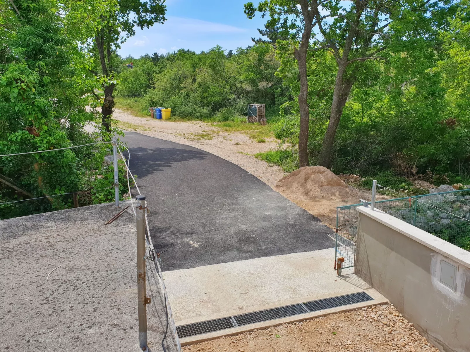 Apartment Bijelic - mit Balkon, 480 m vom Meer-Dedans