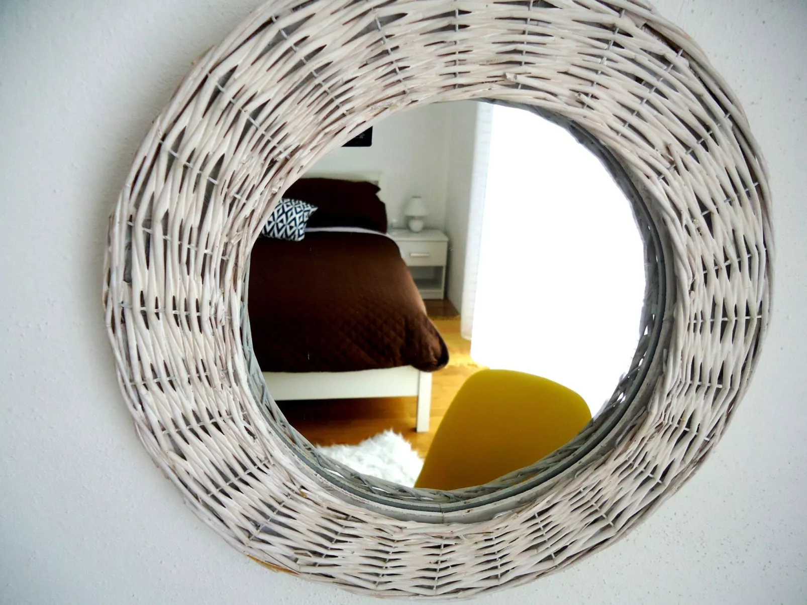 "Split Area Apartment"-Image-tags.info