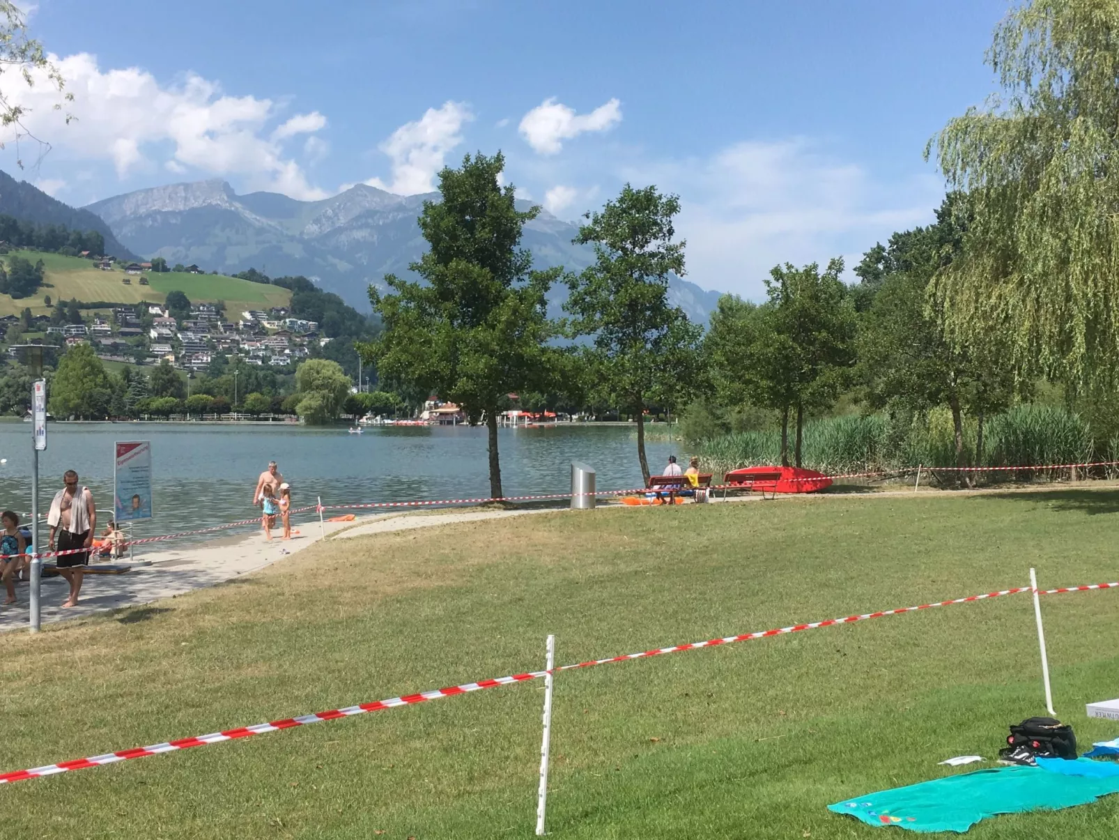 Sunny retreat-Outside