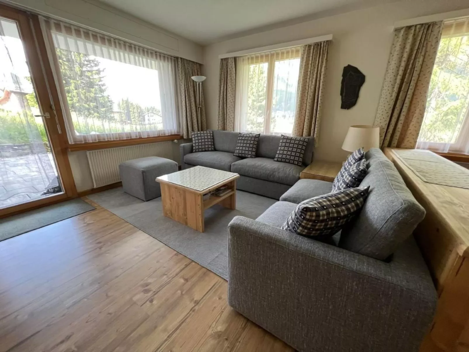 Sur Via-Image-tags.info