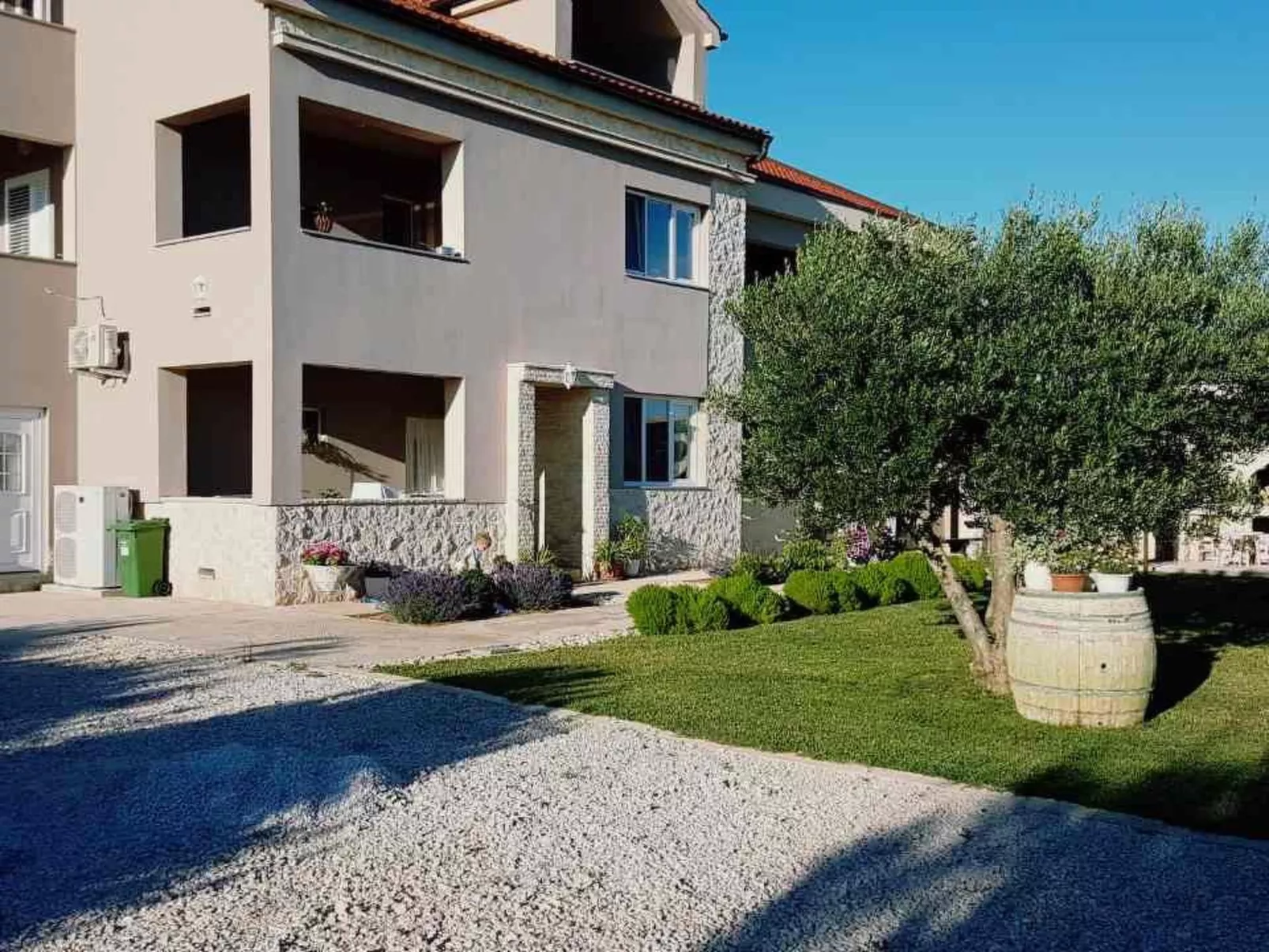 Wohnung Kim Brown - von TA Leut Agency-Draußen