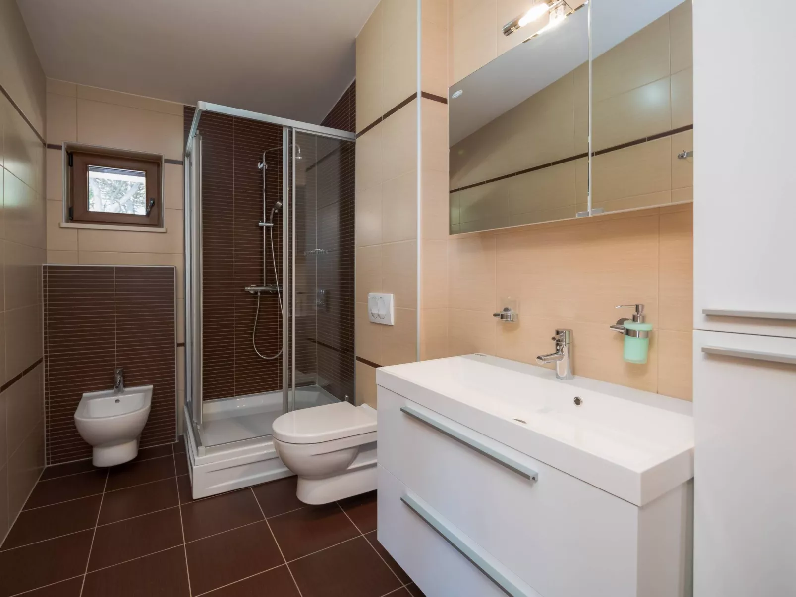 Luxusvilla Jasmin mit Privatpool-Drinnen