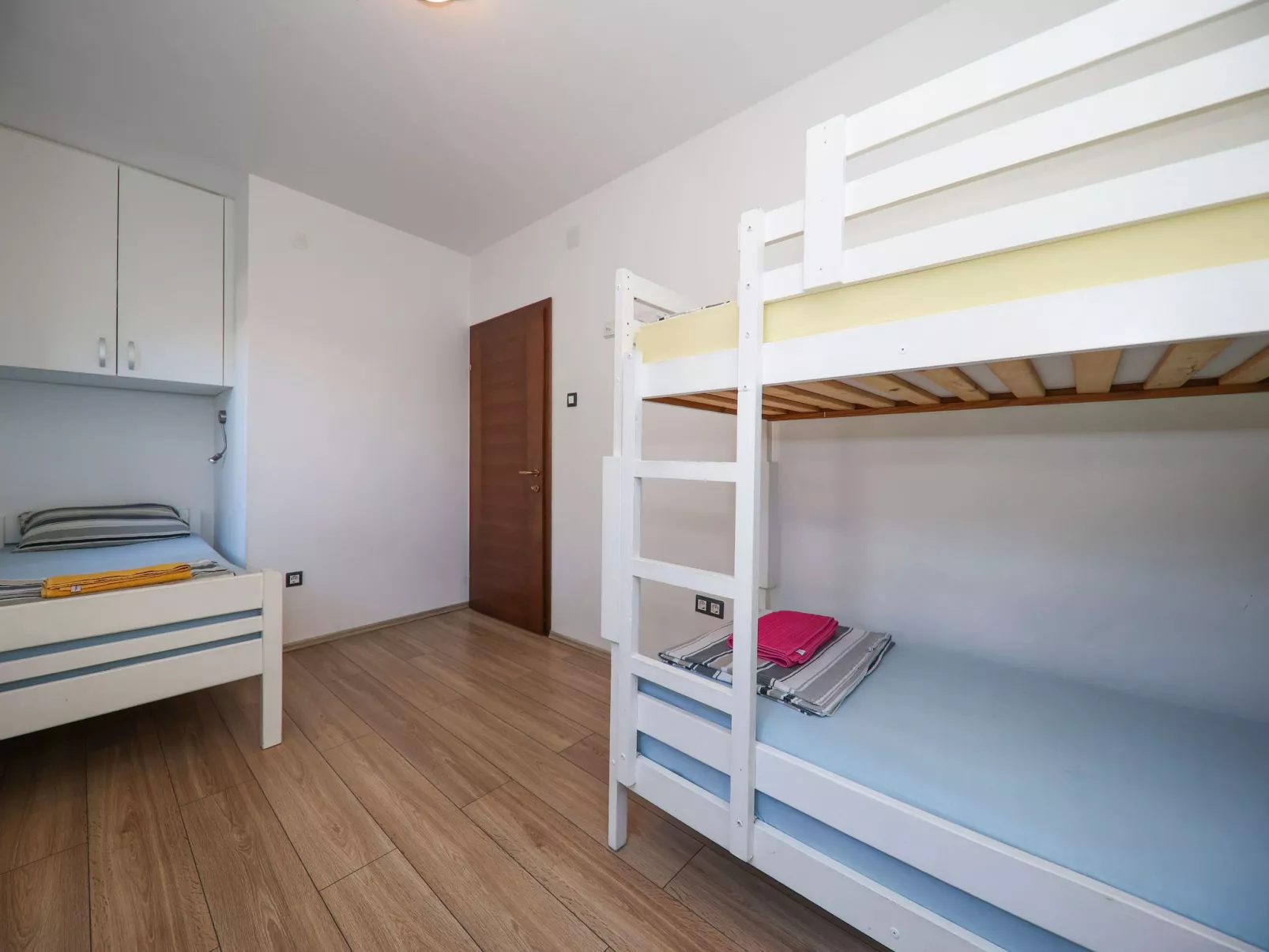 Mit Terrasse-Drinnen