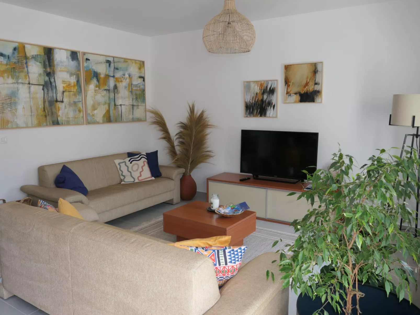 Wohnung "Torre" direkt am Wasser-Drinnen