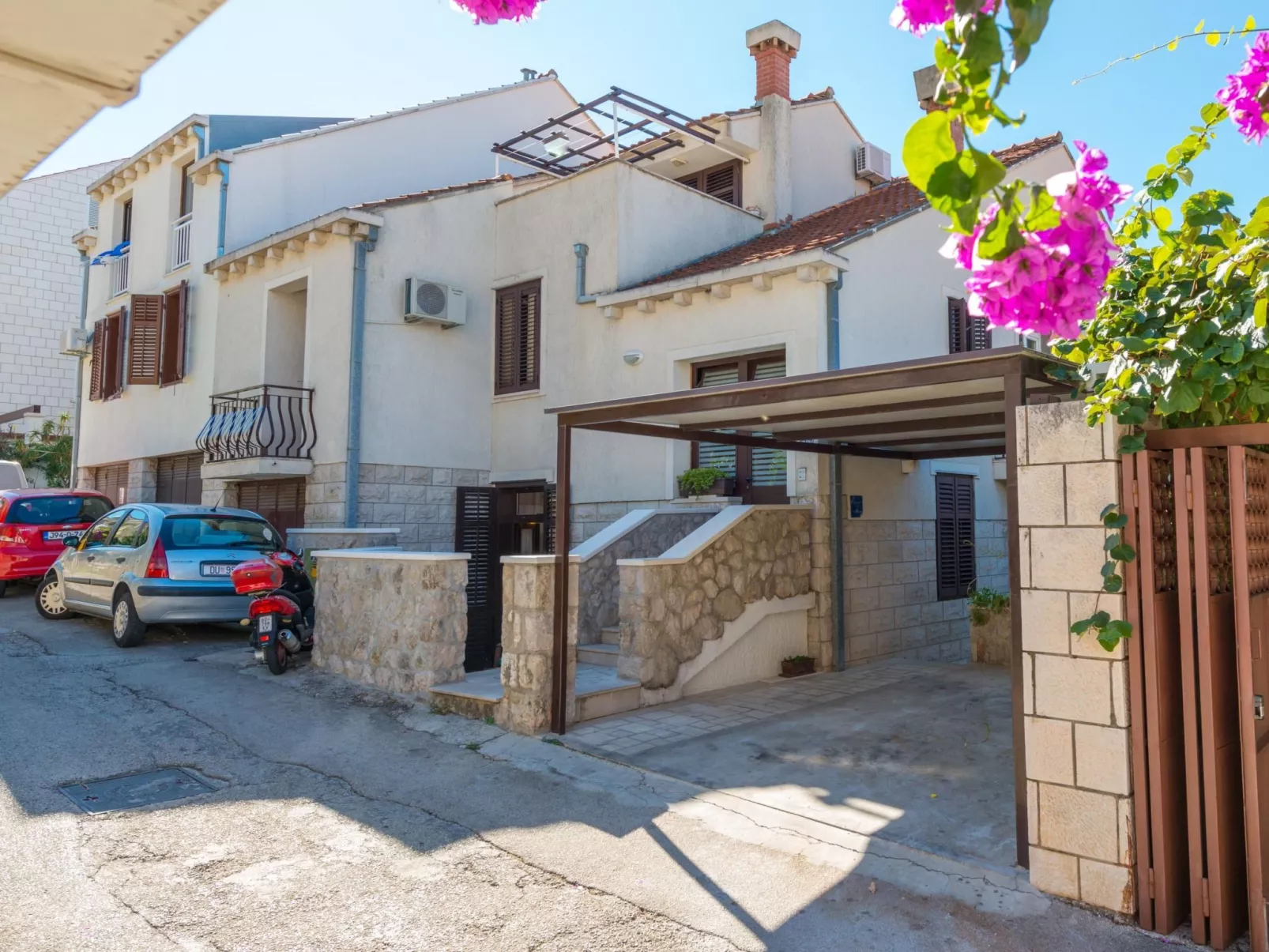 Geräumige Ferienwohnung mit eigener Terrasse-Inside