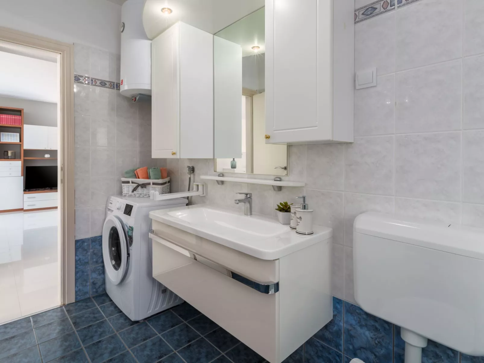 Sara Premium-Drinnen