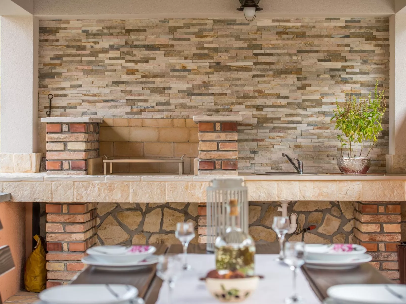 Appartement in Soline mit Großer Terrasse-Dehors