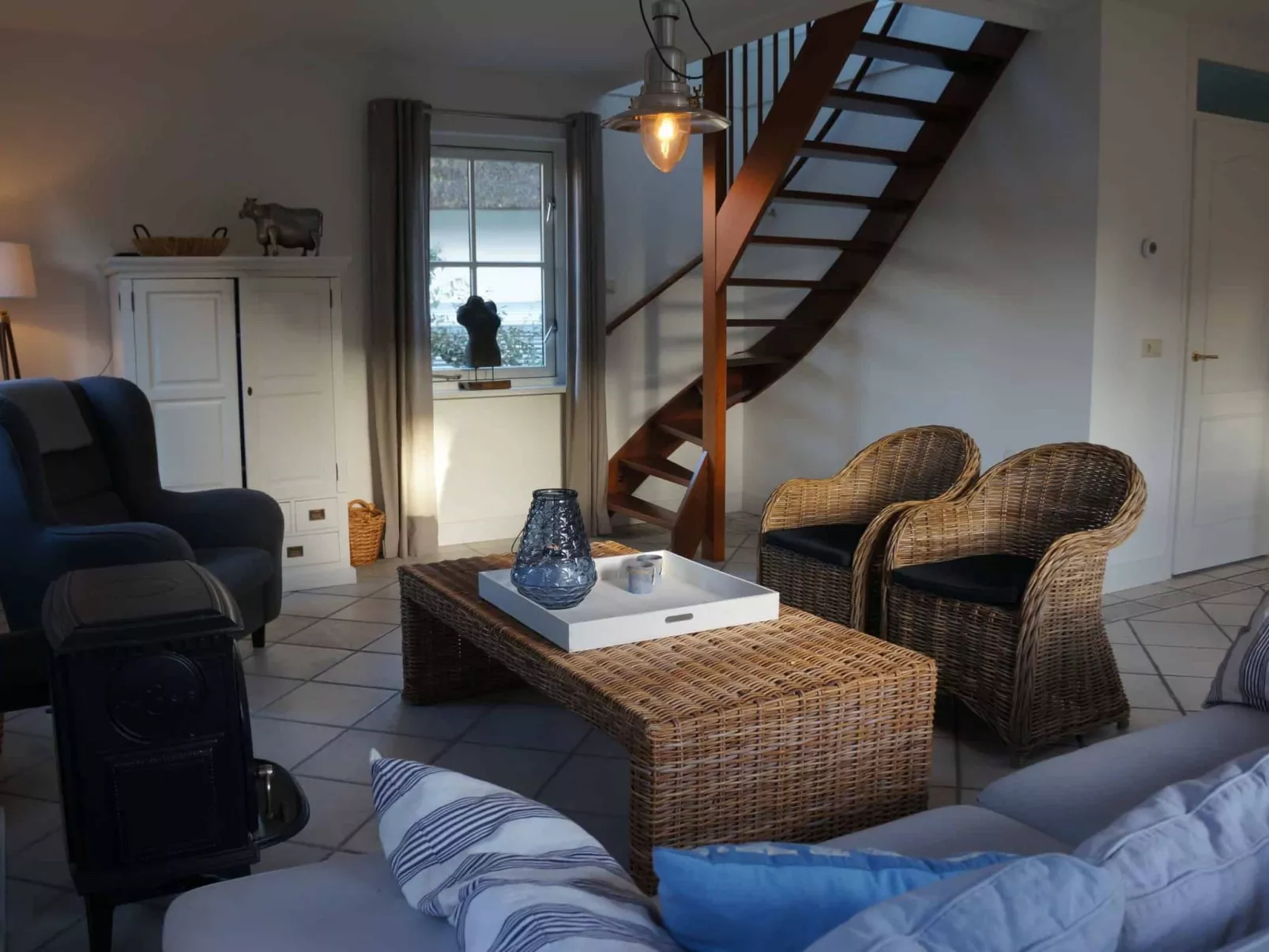 "Buiten 5" mit Terrasse und privatem Garten-Inside