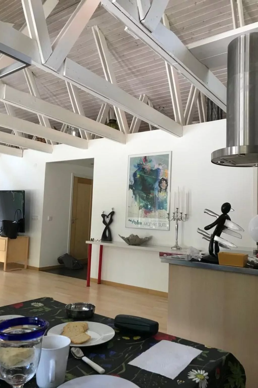 Mit Terrasse, Grill und Garten-Drinnen