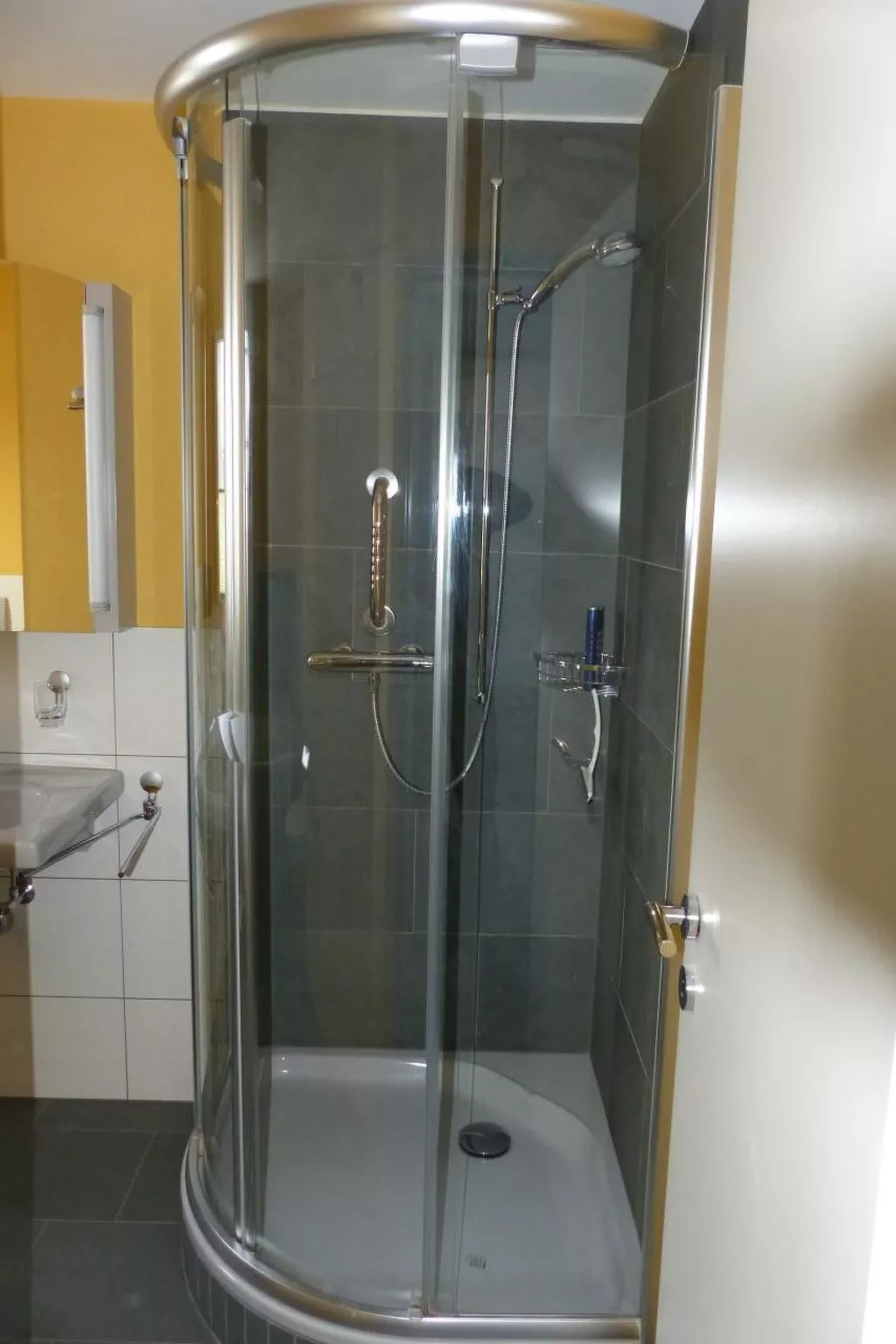 Moderne FeWo-Drinnen