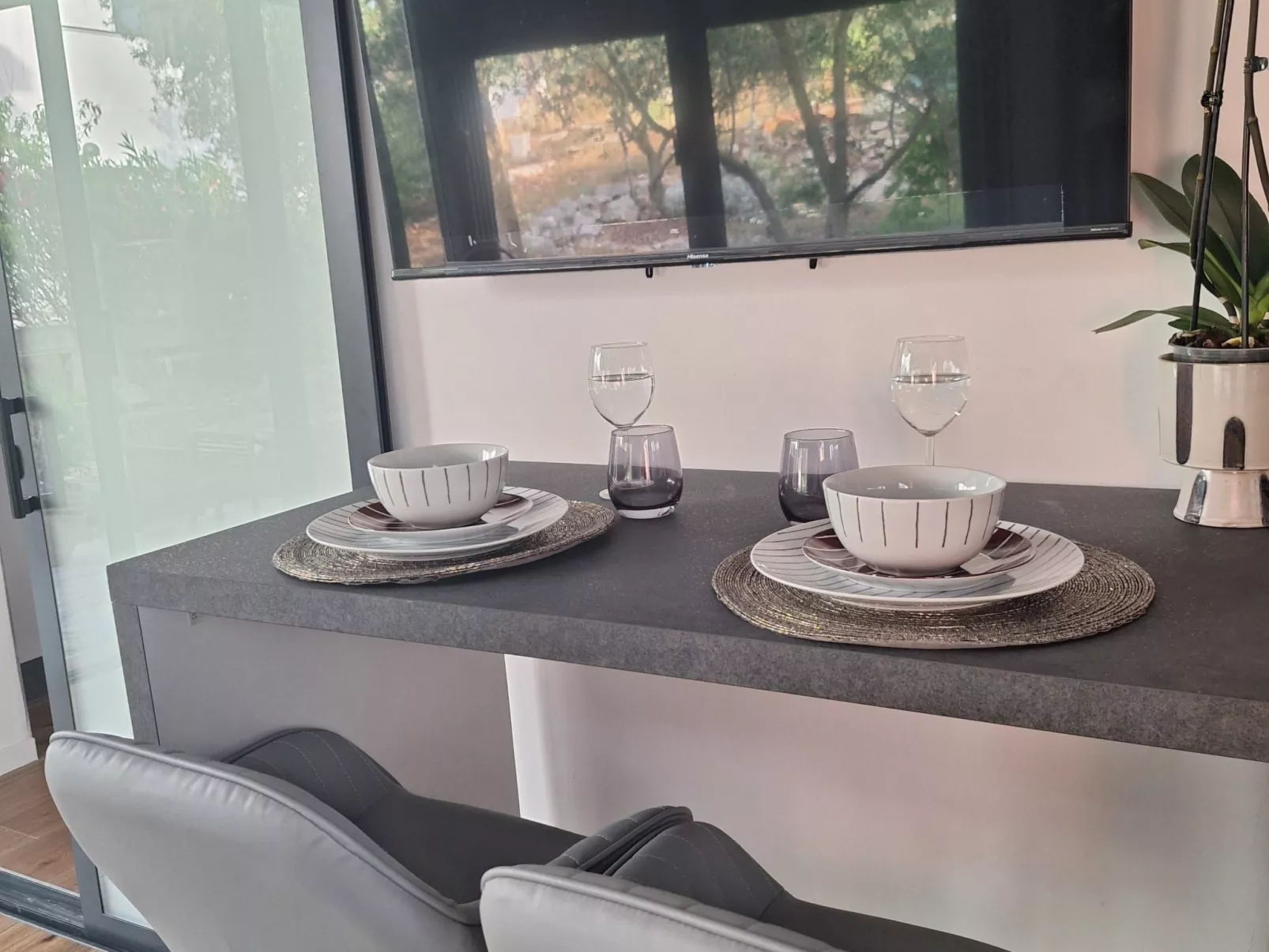 Studio für zwei Personen im Erdgeschoss-Drinnen