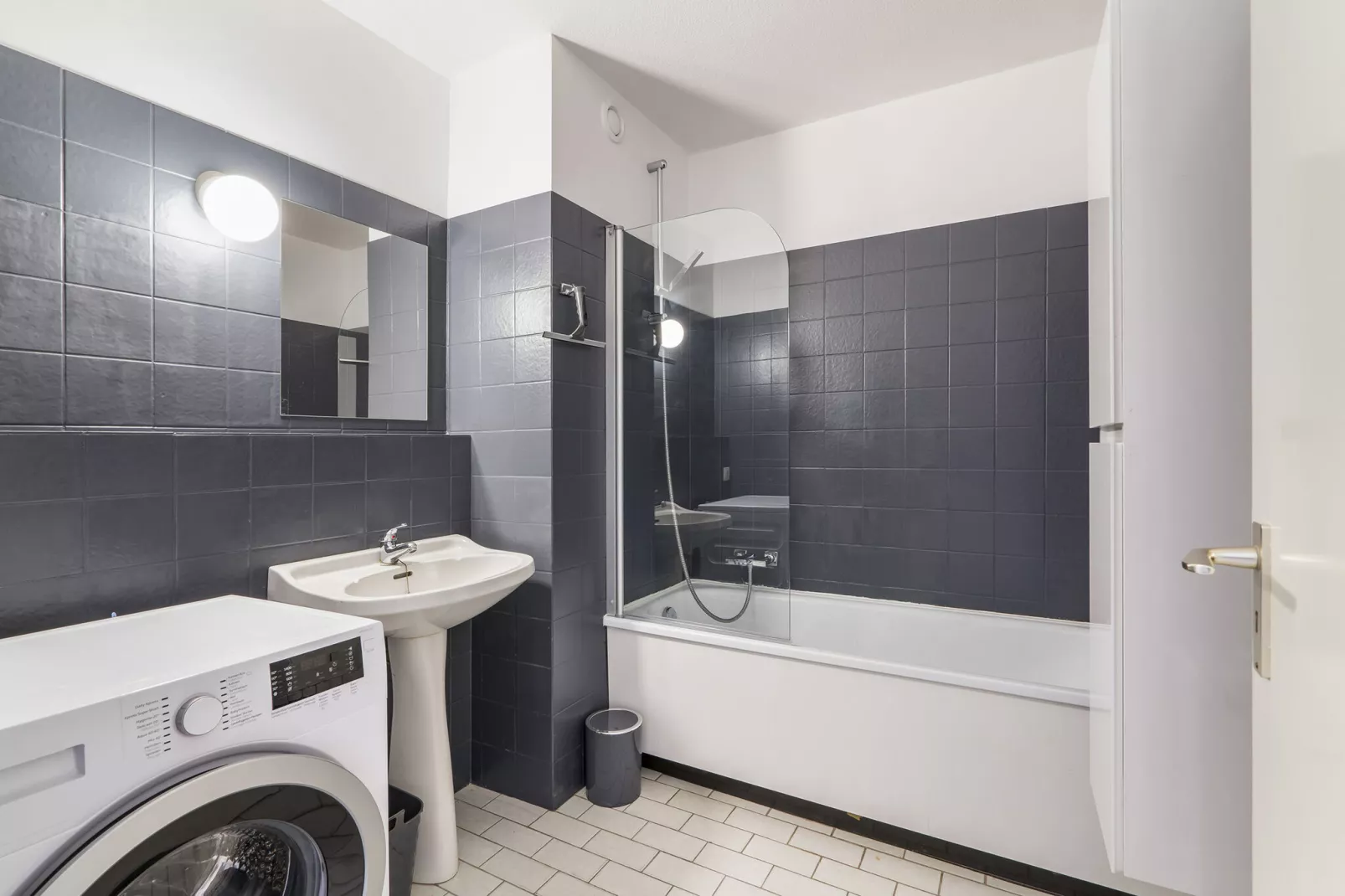 The Gallery ABC A2-Bathroom
