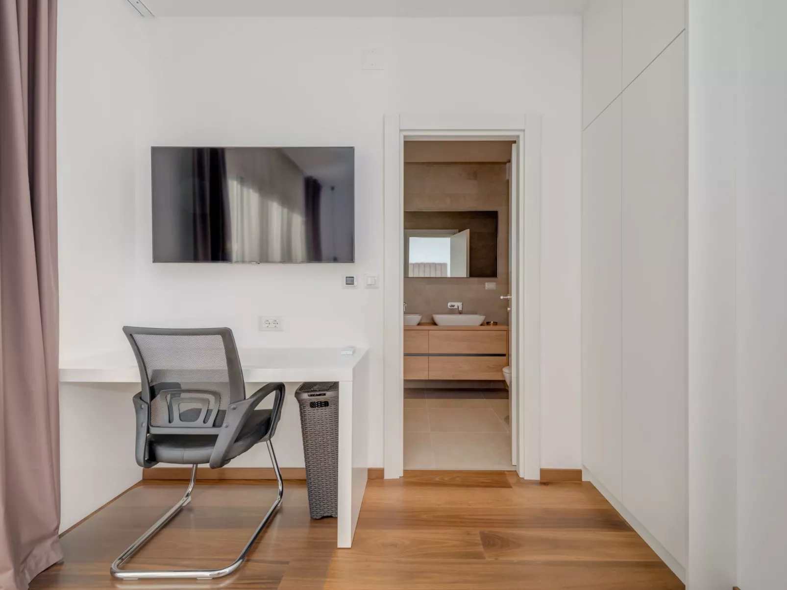 Charmantes Haus in Sevid mit privatem Parkplatz-Image-tags.info