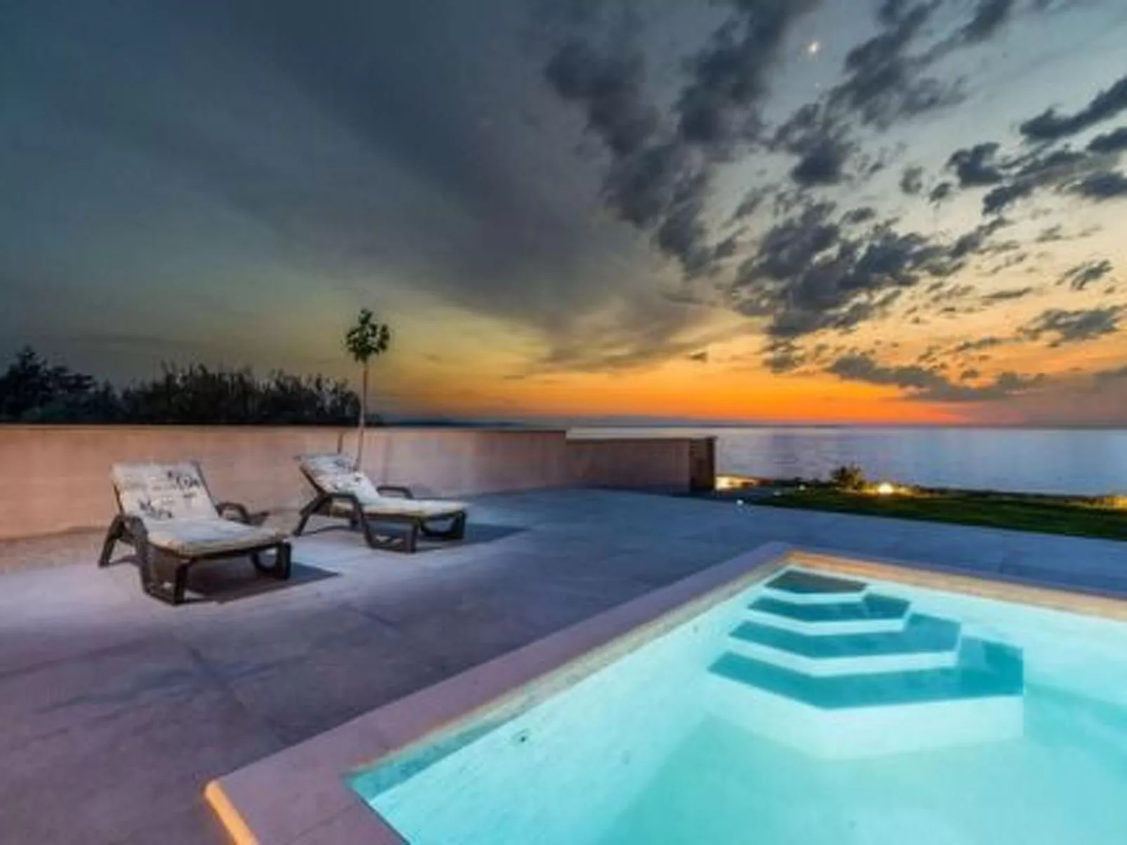 Luxuriöse Villa direkt am Meer - Agentur TA Leut-Dehors