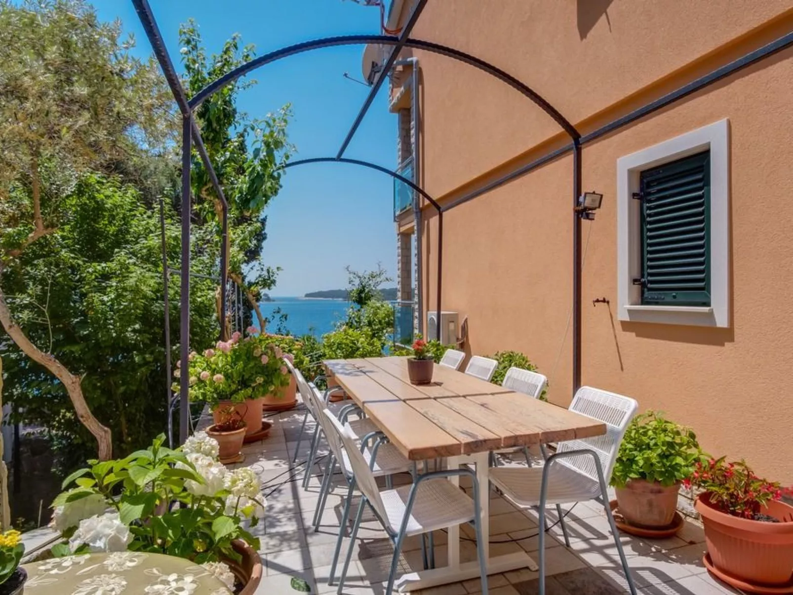 Villa Magnolia – Apartment Magnolia-Dedans