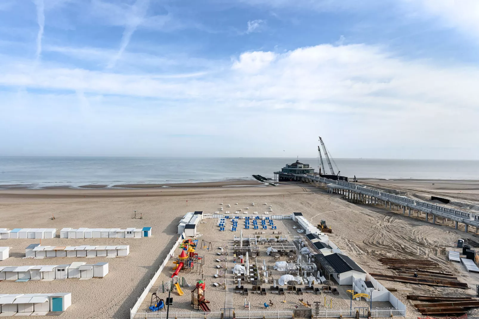 Beach 71-View summer