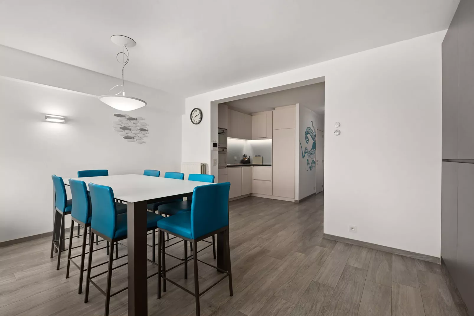 Beach 71-Dining room