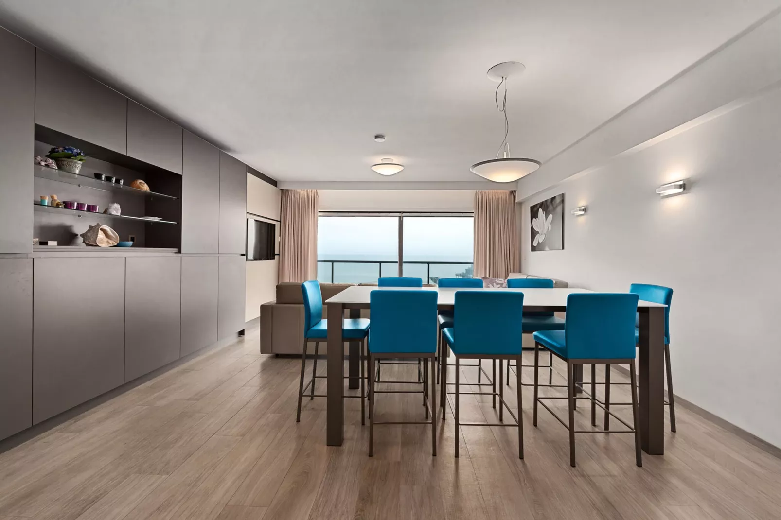 Beach 71-Dining room