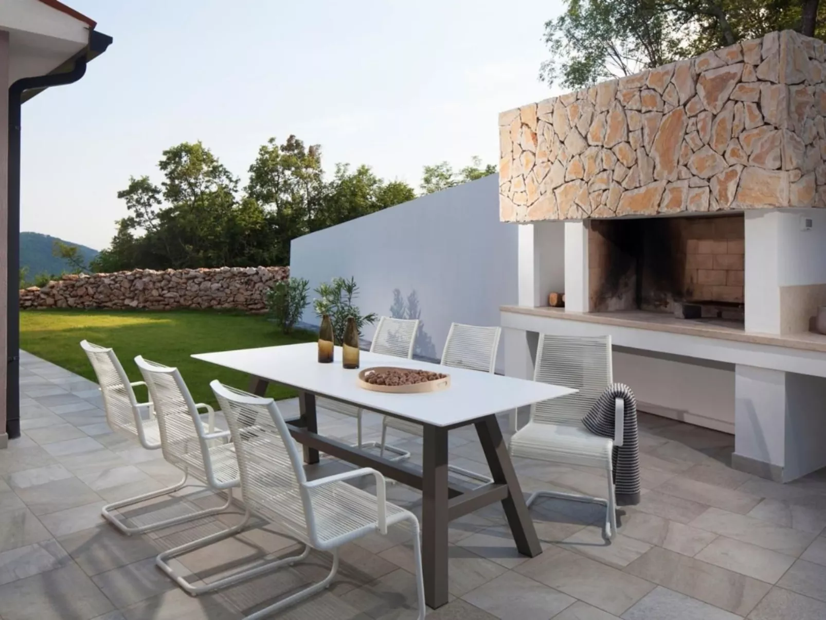 Moderne Villa Arsia mit Pool, gelegen in der Nähe von Labin-Dehors