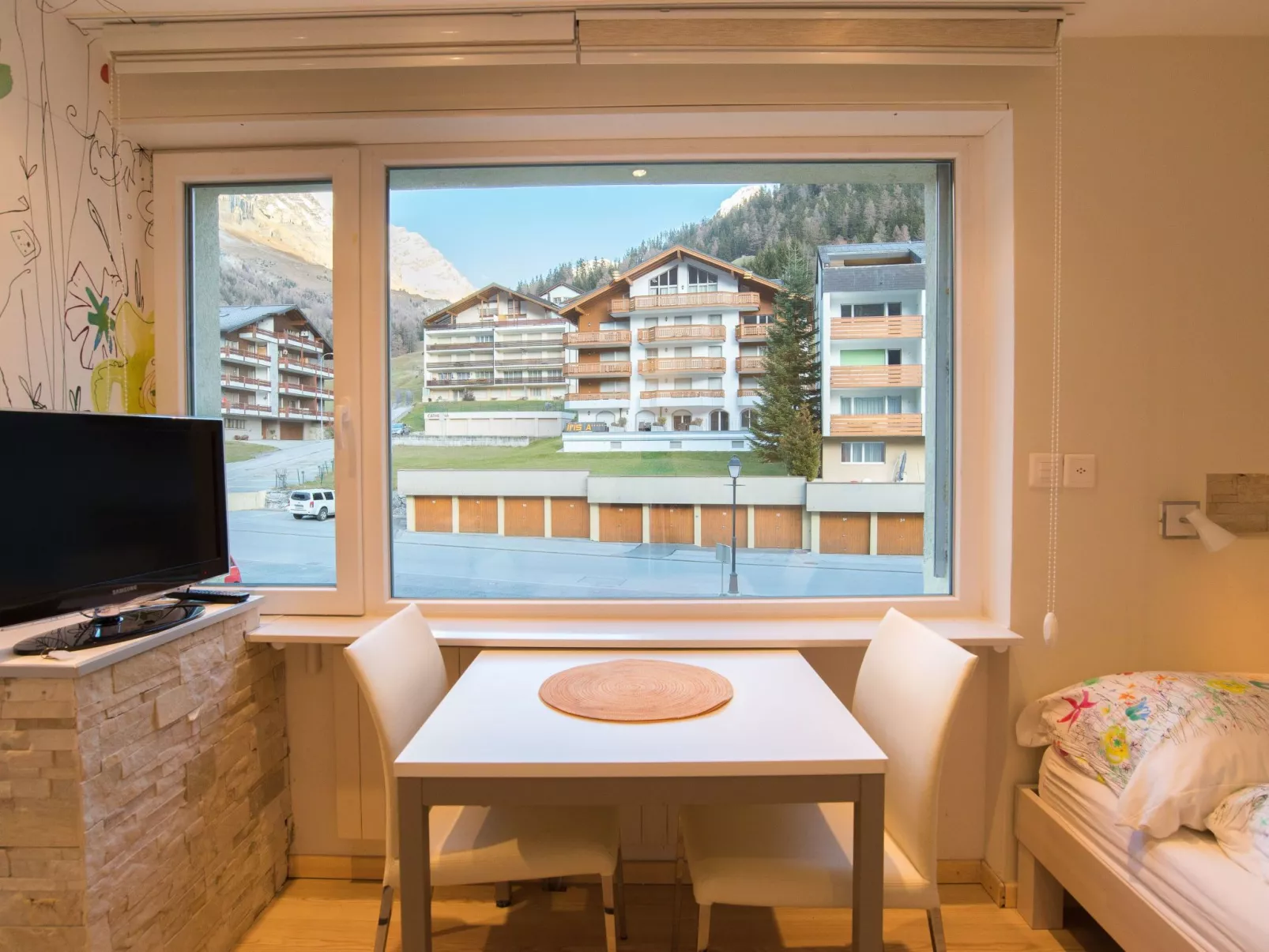 Haus Cristal-Image-tags.info